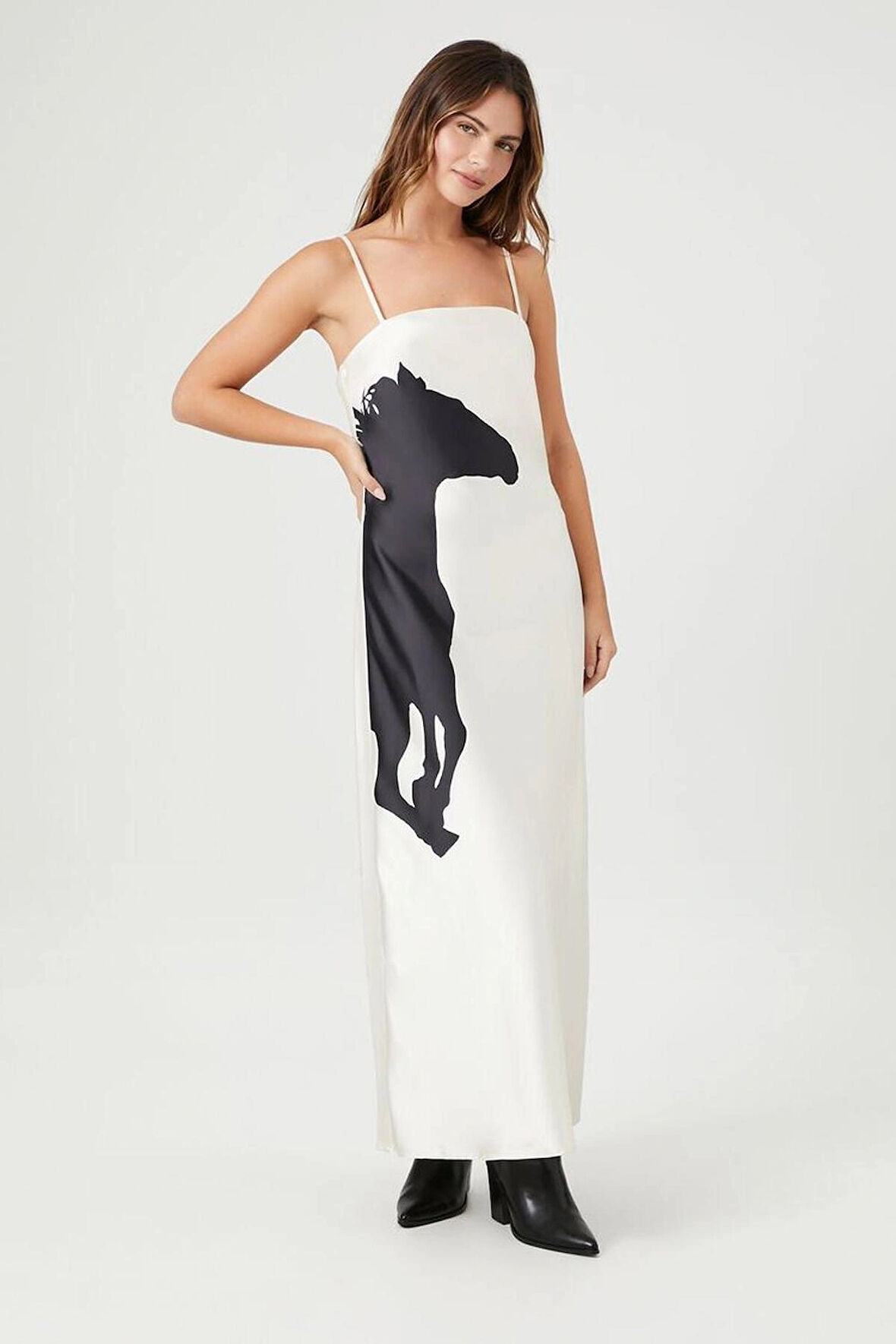 Saten At Grafikli Maxi Slip Elbise Özel Tasarım Siyah Beyaz Kadın RYN-004