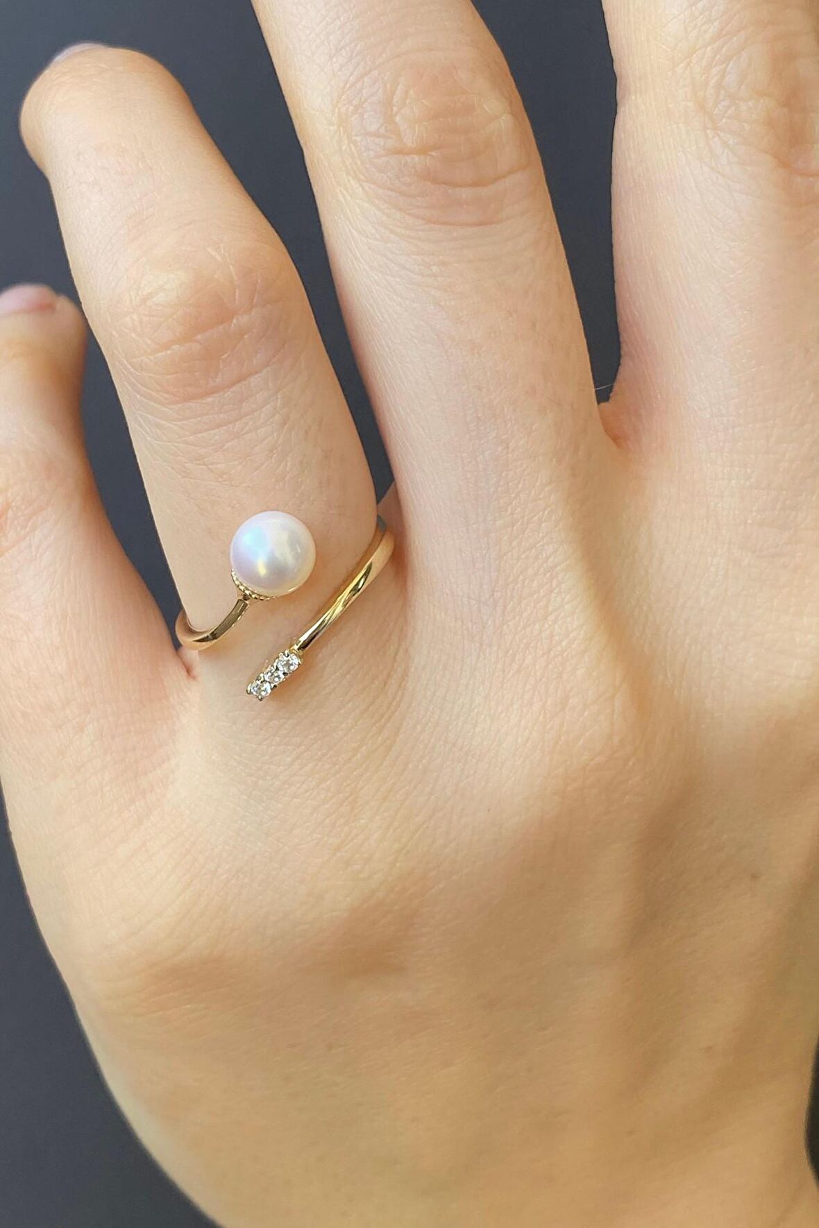 Birinci1926 14 Ayar Altın Tek İncili Taşlı Sarmal Yüzük