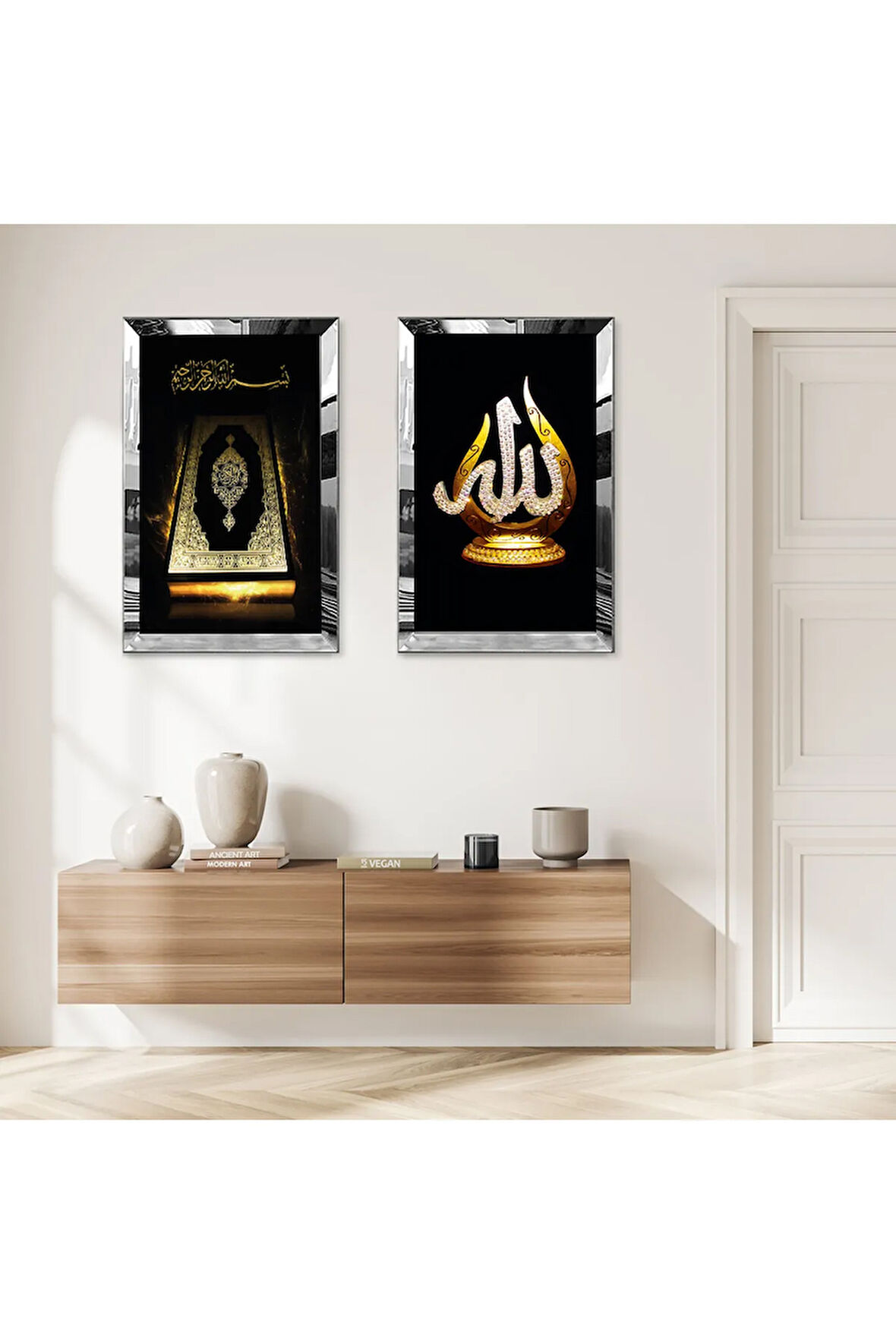 GÜMÜŞ AYNALI PLEKSİ ÇERÇEVELİ SİYAH ARKA PLANLI ALLAH LAFZI VE KURAN-I KERİM İKİLİ MDF TABLO SETİ