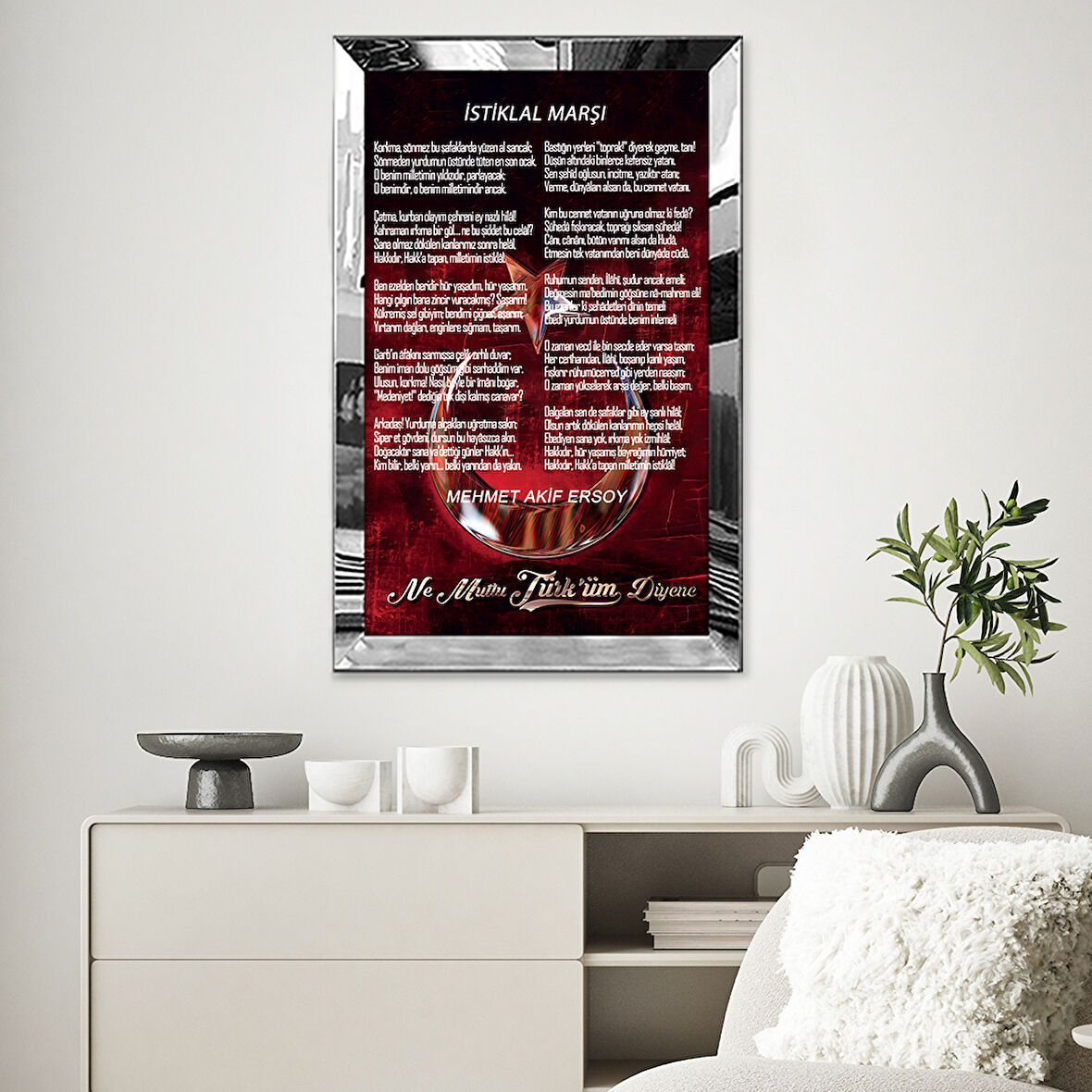 GÜMÜŞ  AYNALI PLEKSİ ÇERÇEVELİ İSTTİKLAL MARŞI TABLO