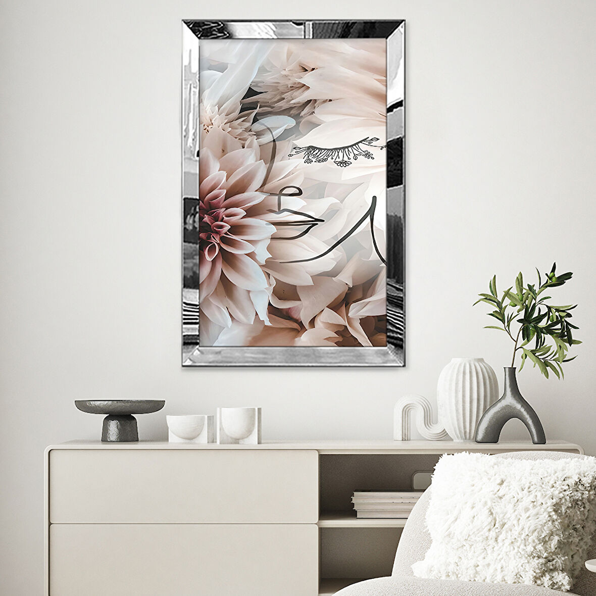 GÜMÜŞ AYNALI PLEKSİ ÇERÇEVELİ MODERN ÇİÇEKLİ PEMBE SURETLİ SOYUT ÇİZİM TABLO