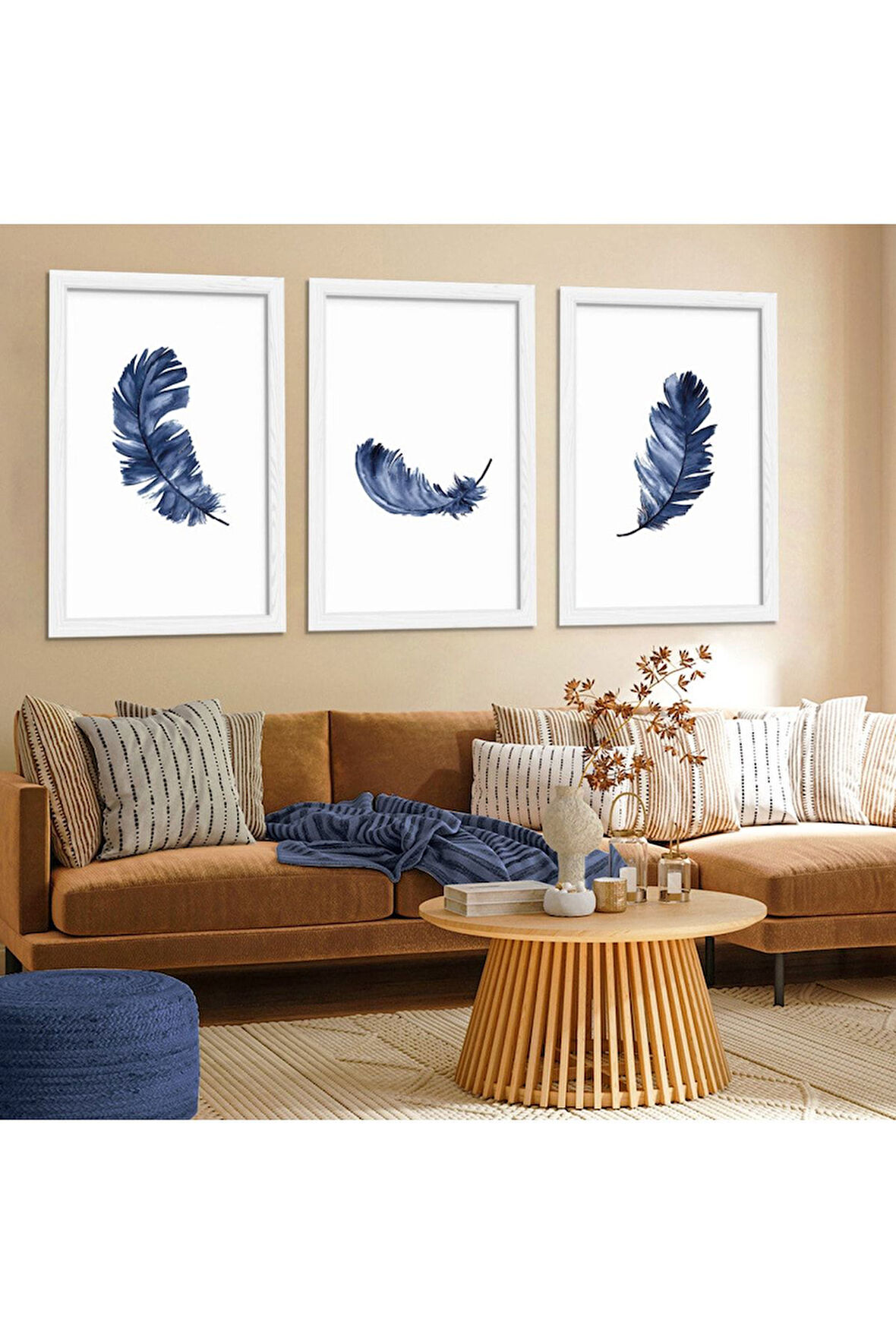 Beyaz Ahşap Çerçeveli Mavi Kuş Tüyü Tablo