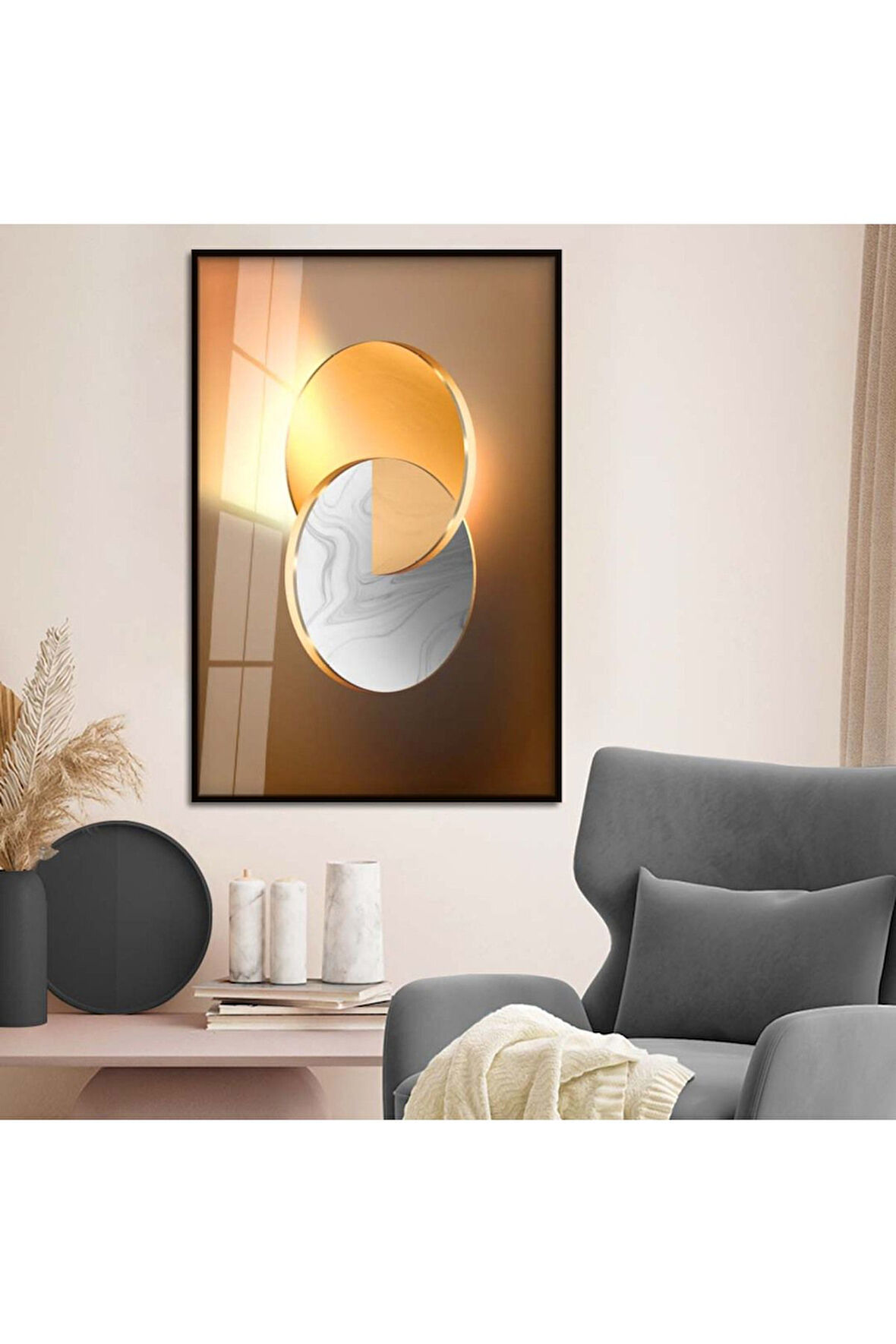 Gold Metal Çerçeveli Geometrik Çizim Soyut Tema Kırılmaz Cam Tablo