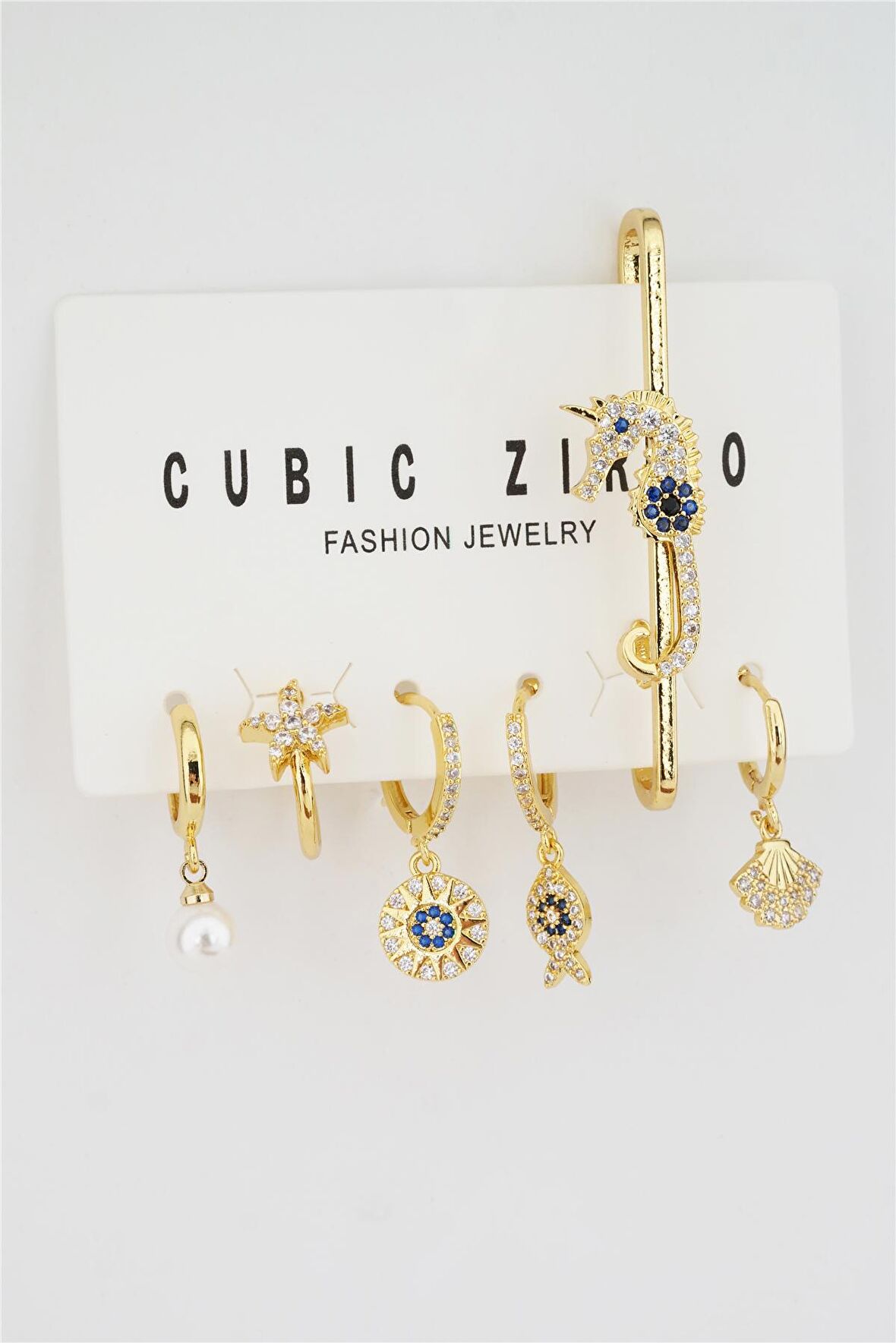 Kadın Kararmaz Altın Kaplama Kıkırdak Deniz Atı Figürlü 6'lı Zirkon Set Küpe