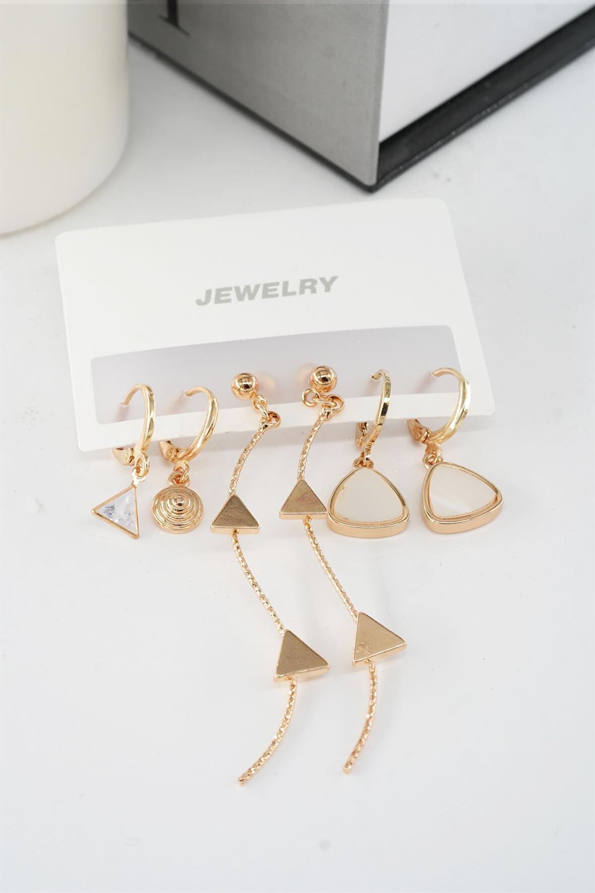 Kadın 6.5 cm Zigzag Sallantılı ve Üçgen Sedefli 6'lı Küpe Seti