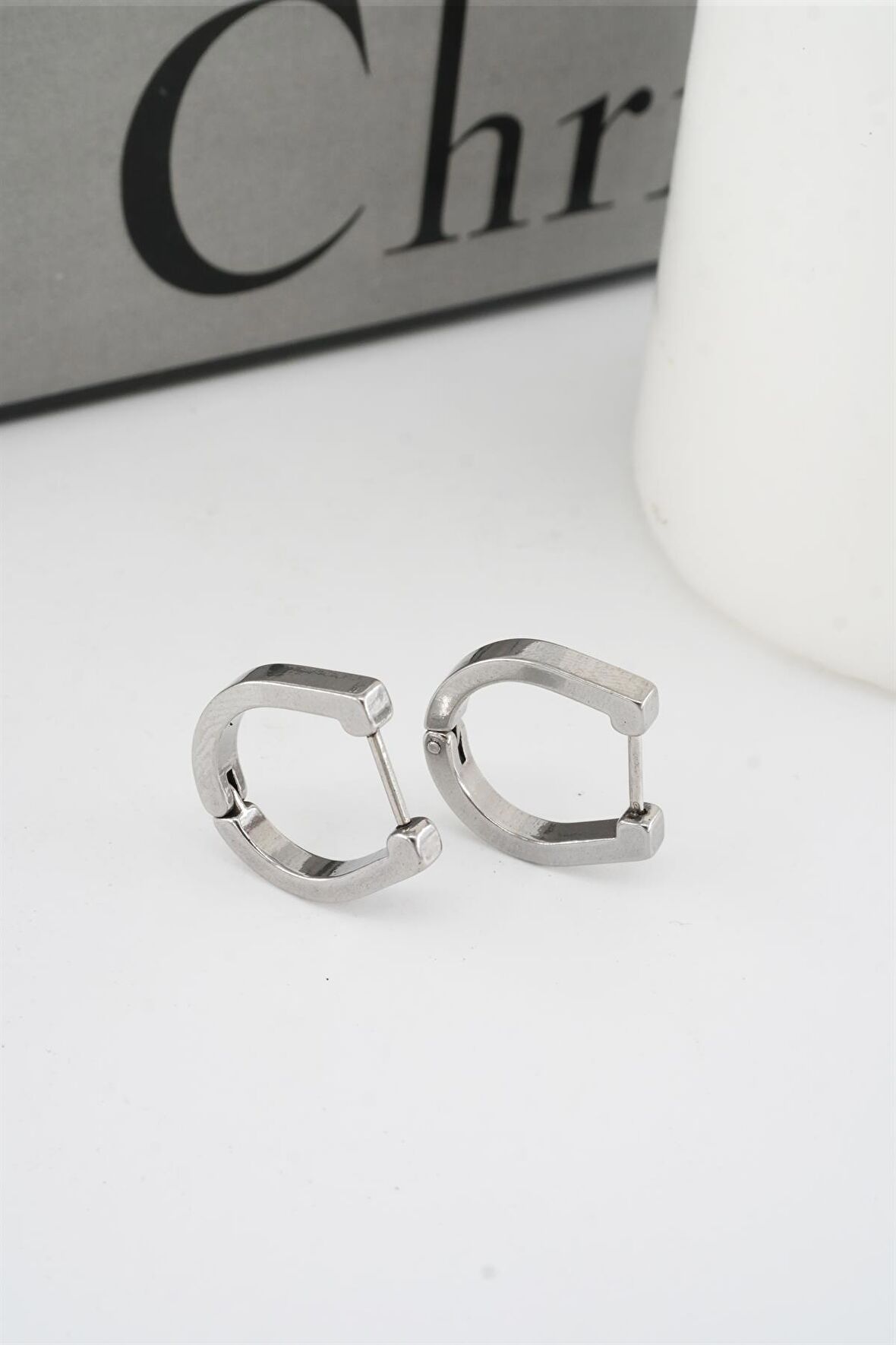 Kadın 316 L Paslanmaz Çelik 1.8 cm Oval Model Küpe