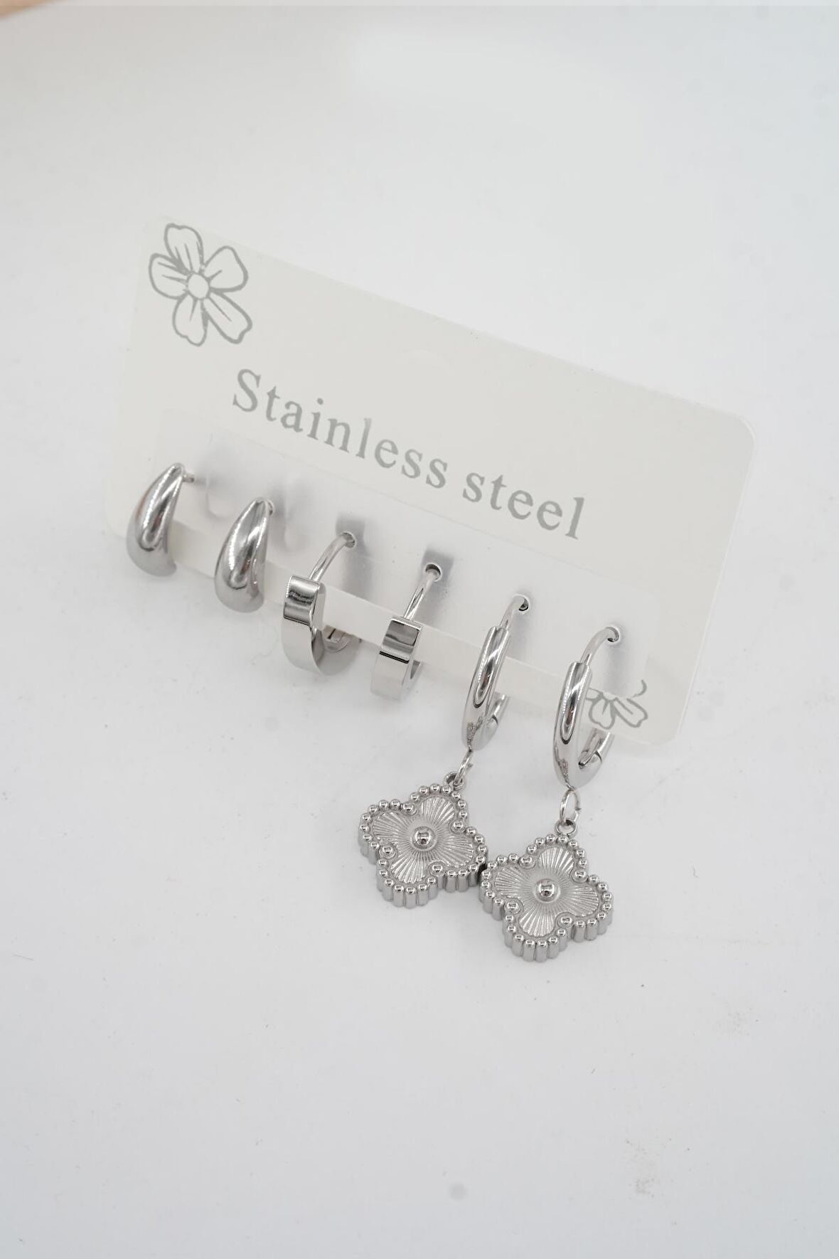 Kadın 316 L Paslanmaz Çelik Kararmaz  6'lı Küpe Seti