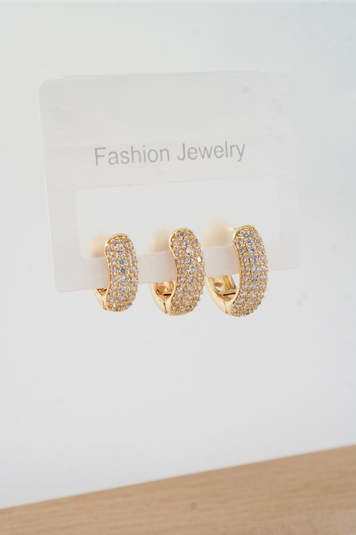 Kadın Vip Seri Zirkon Taşlı 3 Boy 3'lü Küpe Seti