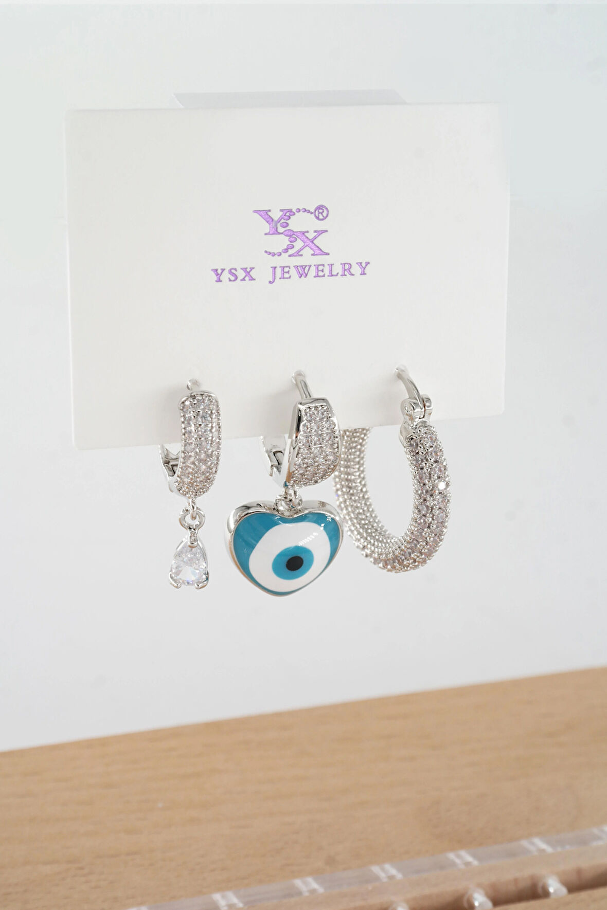 Kadın Vip Seri  Antialerjik Baget Zirkon Taşlı  3'lü Küpe