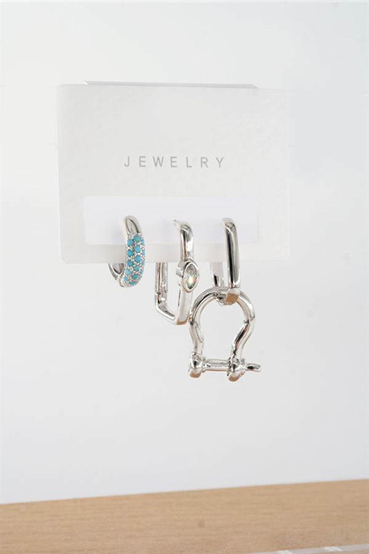 Kadın Vip Seri  Antialerjik Baget Zirkon Taşlı 3'lü Küpe