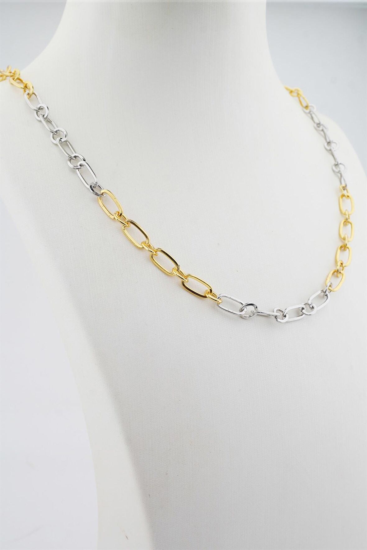 Kadın 40 Cm Gümüş ve Altın Renk Örme Kolye