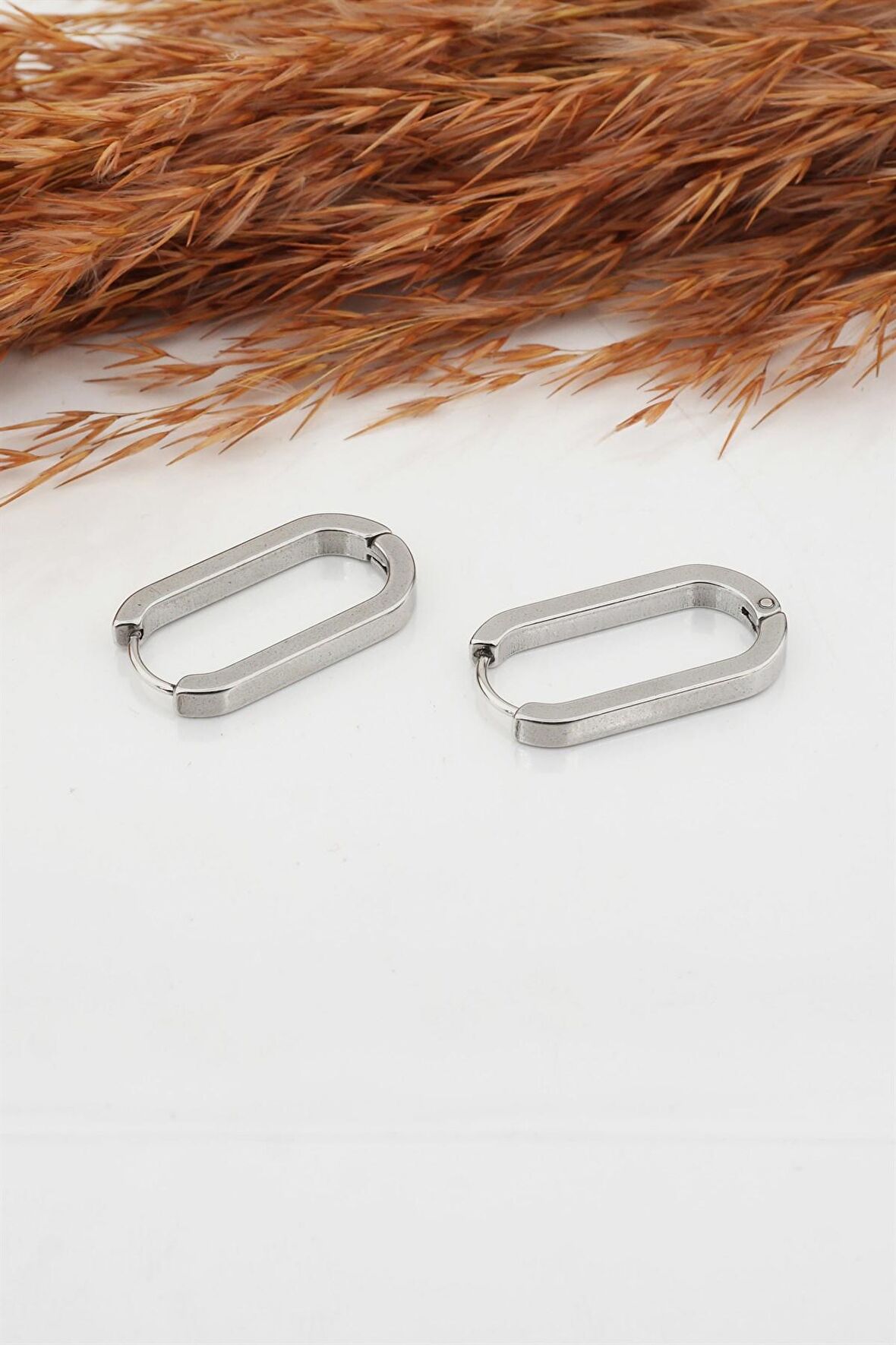 Kadın Çelik Basic Geometrik 2.5 cm Elips Moldel Klipsli Küpe