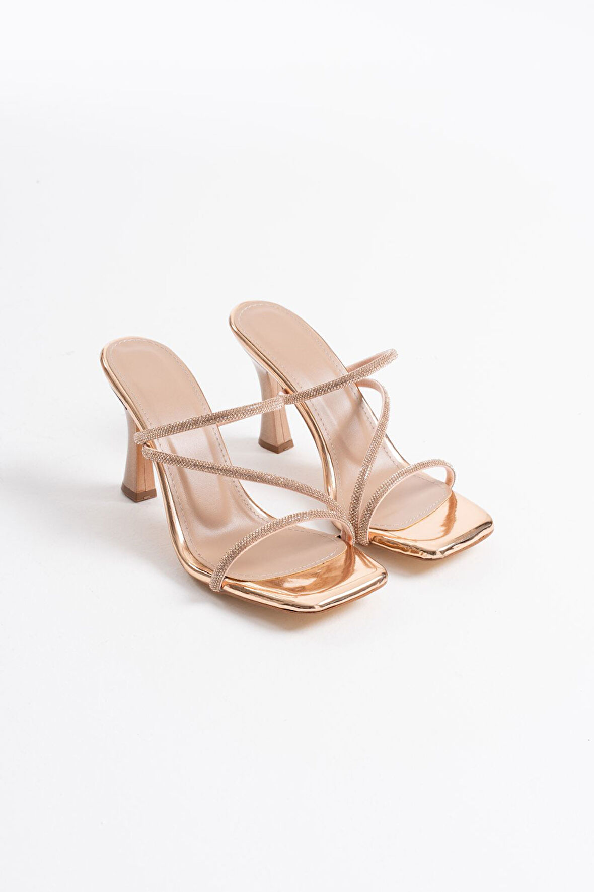 Capella Premium Altın Taşlı Topuklu Kadın Terlik