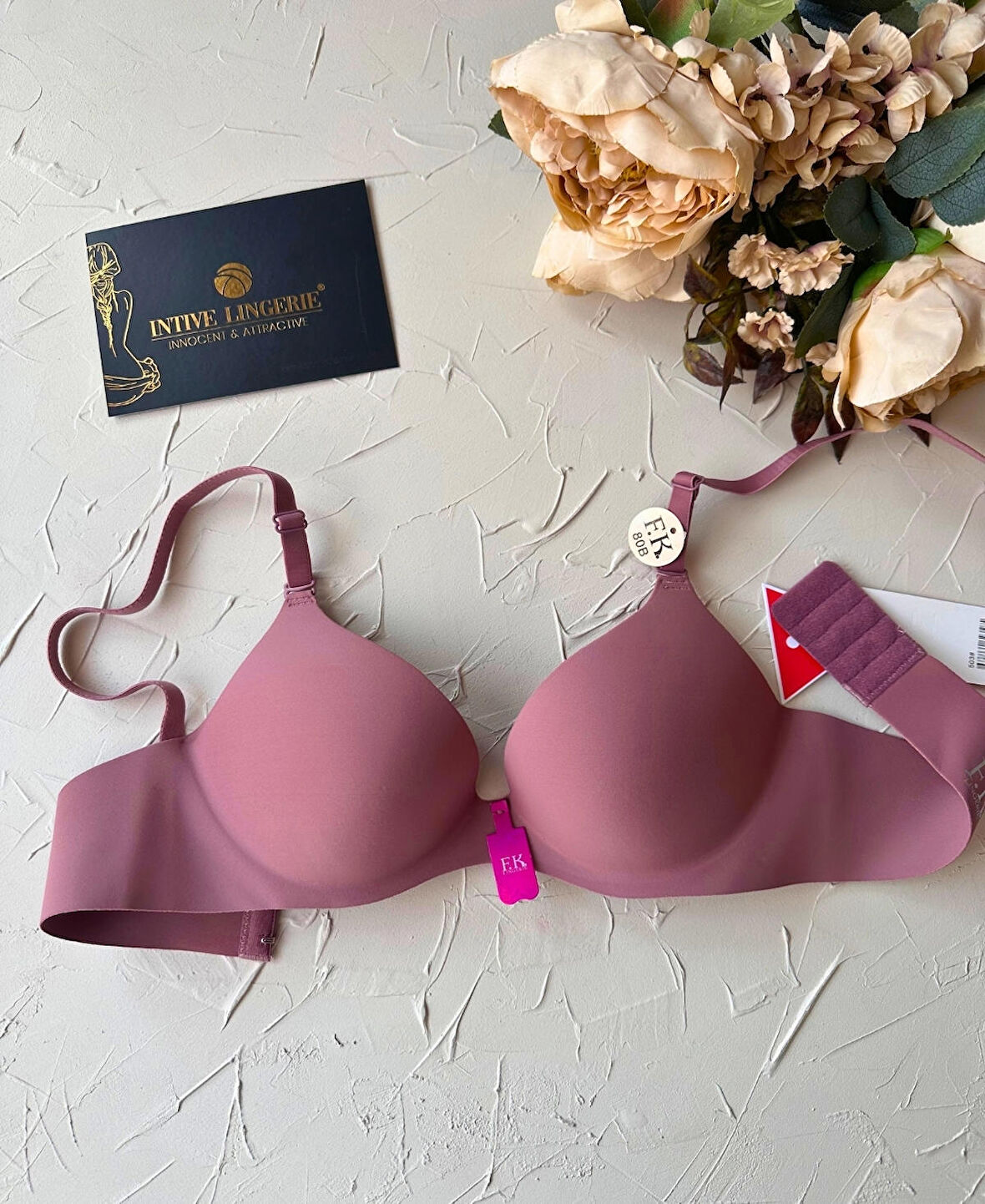 Intive Lazer Kesim Dikişsiz Hafif Destekli İz Yapmaz Balenli İnce Askılı Sütyen