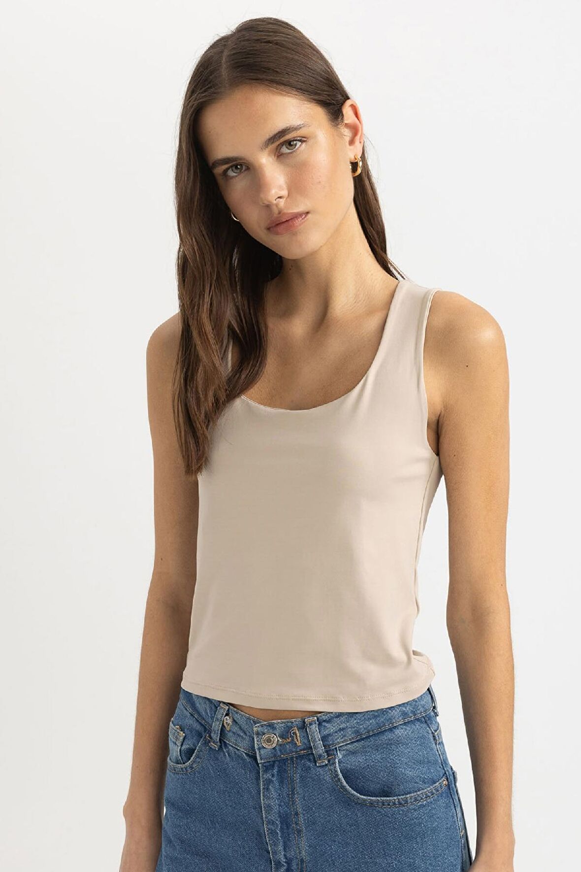 DeFacto Slim Fit Dar Kesim U Yaka Basic Düz Atlet C2622AX24SPBG115