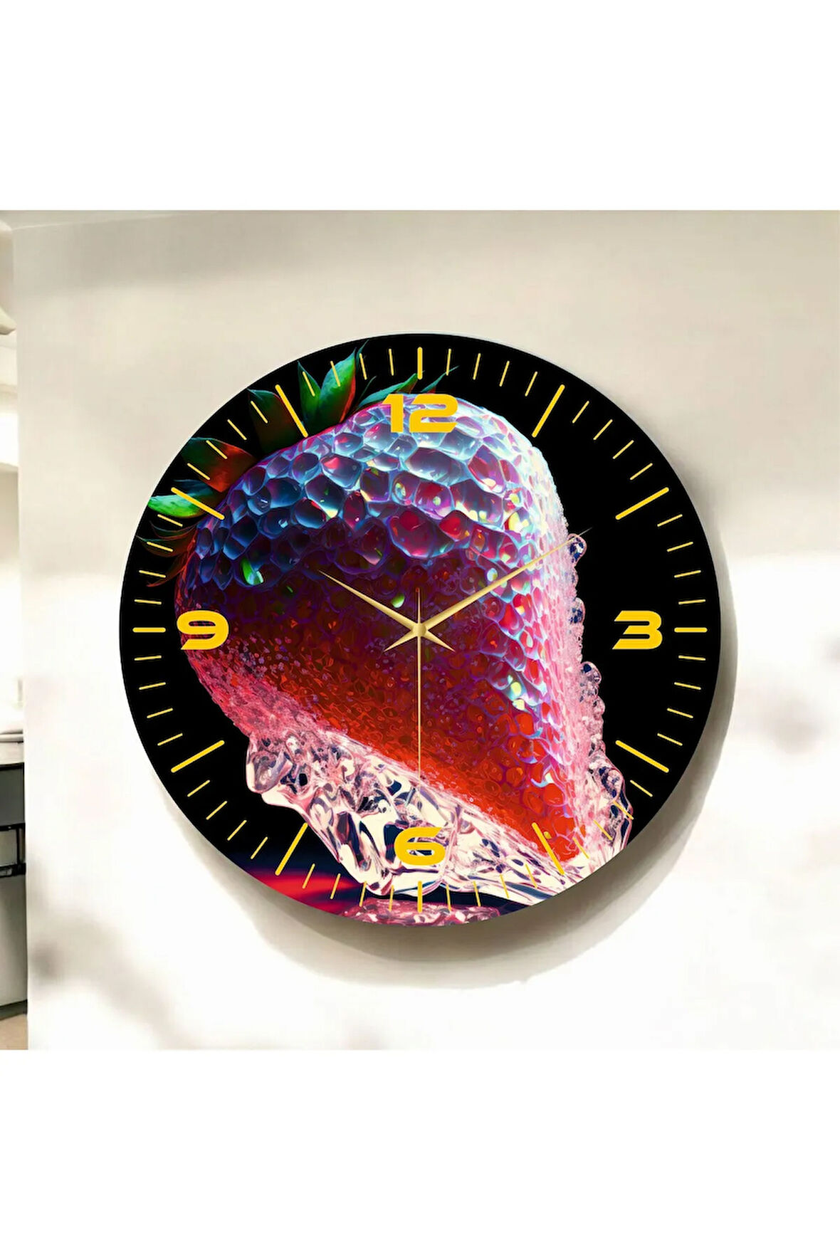 Renkli Baskı Çilek Meyve Desenli Sayılı Hediyelik Ahşap Sessiz Duvar Saati 50cm