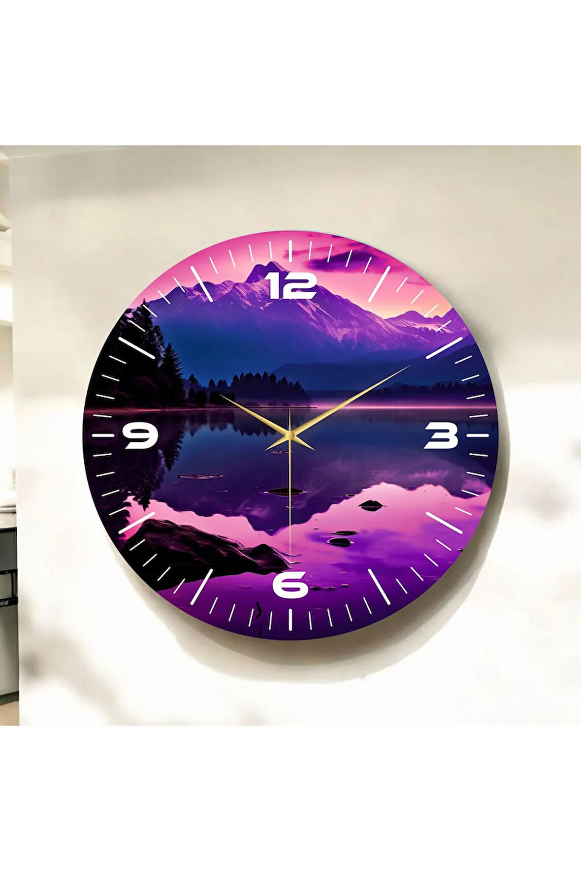 Göl Manzaralı Mor Renkli Baskı Desenli Sayılı Hediyelik Ahşap Sessiz Duvar Saati 50cm