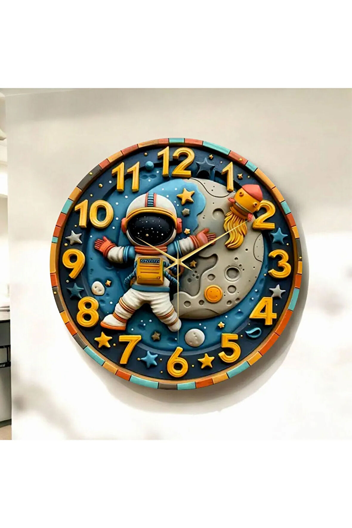 Renkli Baskı Astronot Uzay Çocuk Desenli Sayılı Hediyelik Ahşap Sessiz Duvar Saati 50cm