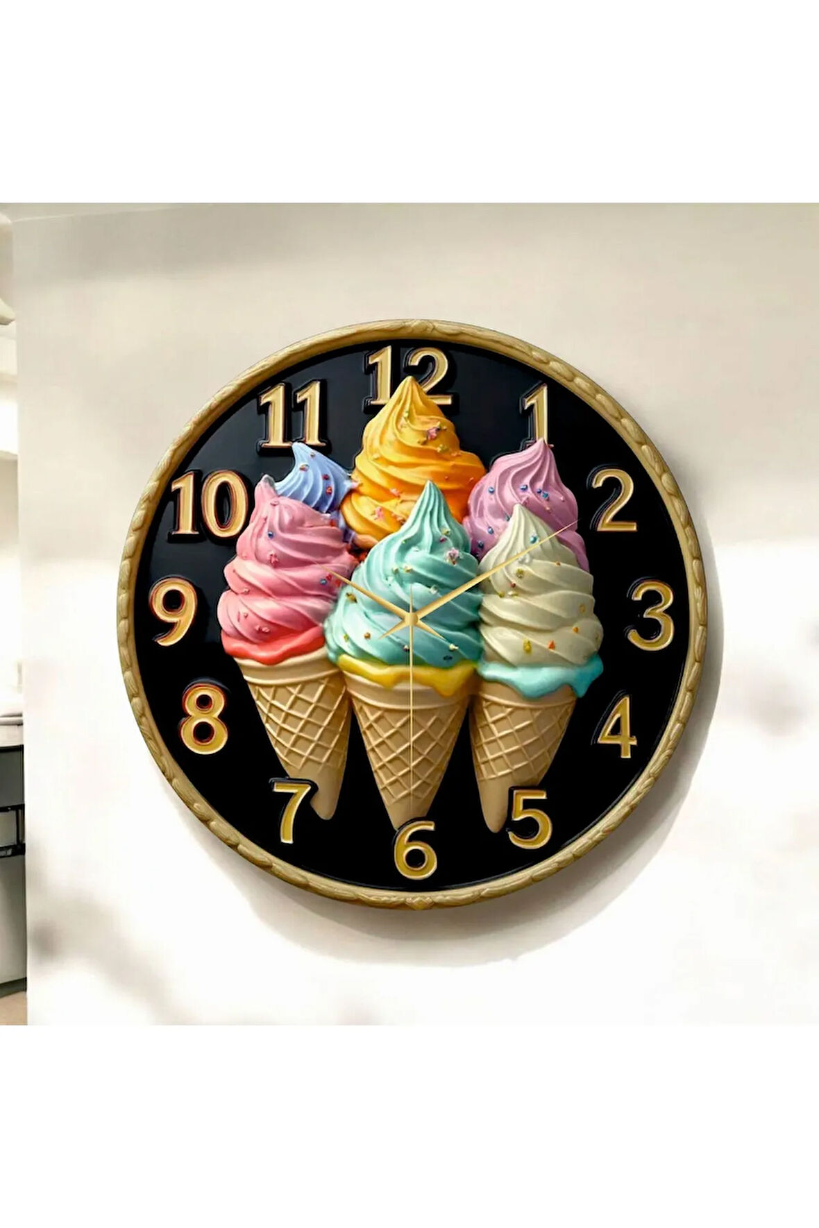 Dondurma Kabartma Görünümlü Renkli Baskı Desenli Sayılı Hediyelik Ahşap Sessiz Duvar Saati 50cm