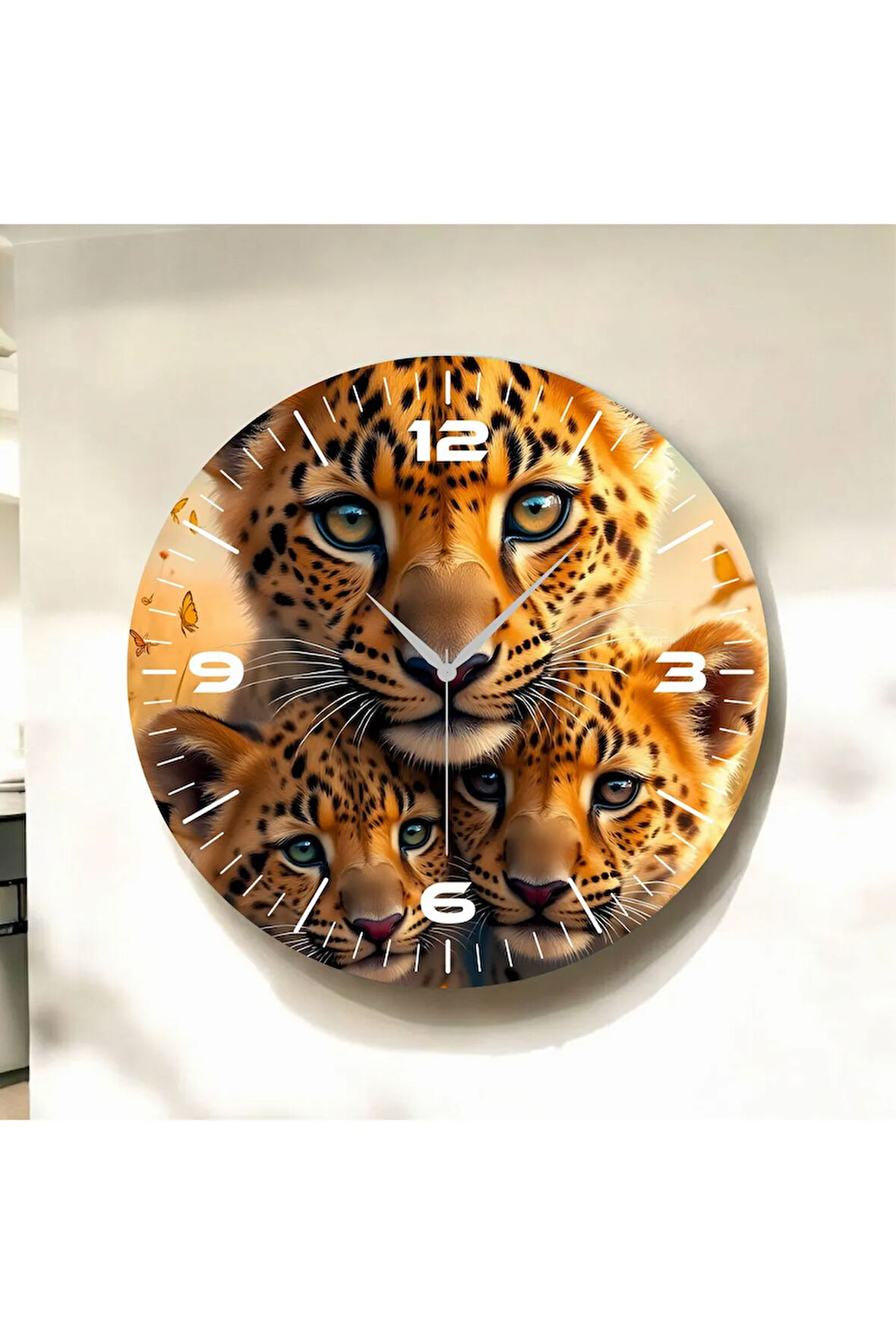 Renkli Baskı Leopar Yavrusu Desenli Sayılı Hediyelik Ahşap Sessiz Duvar Saati 50cm