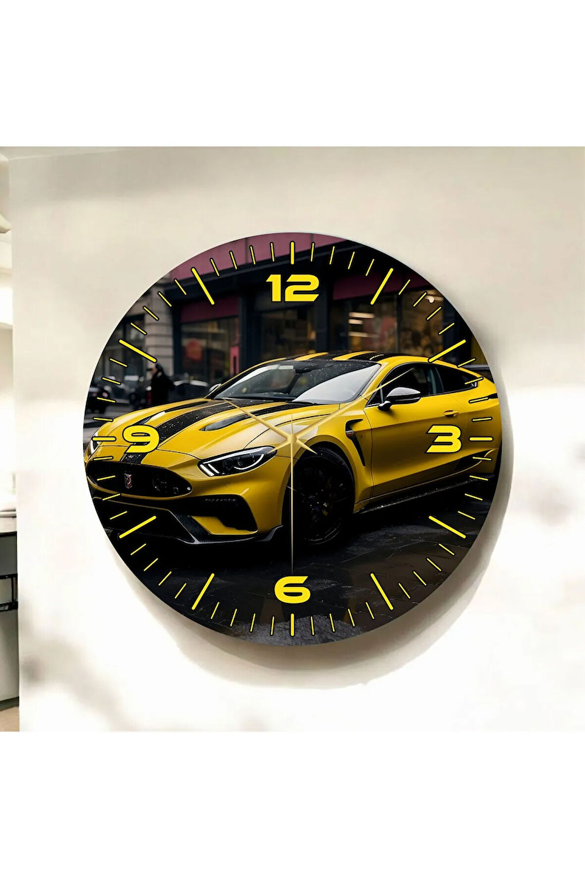 Sarı Renkli Baskı Araba Desenli Sayılı Hediyelik Ahşap Sessiz Duvar Saati 50cm