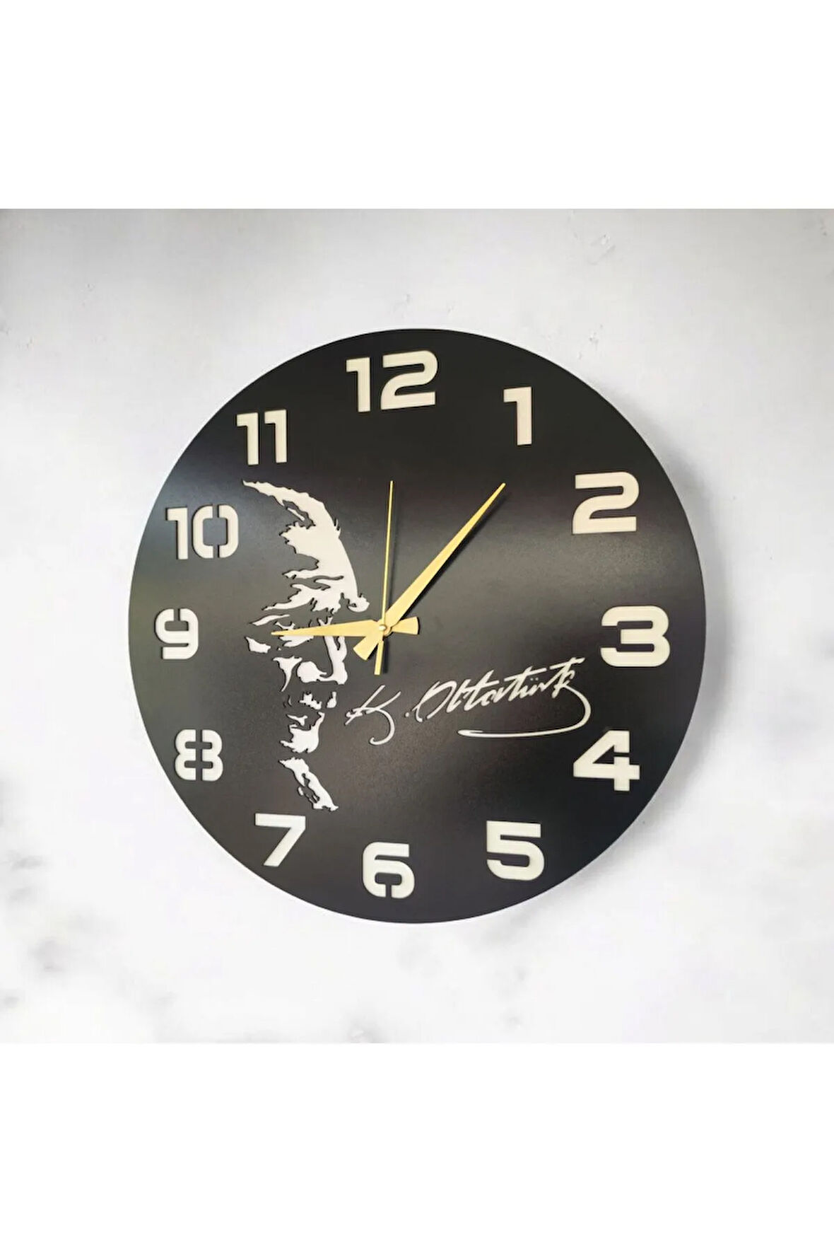 Atatürk İmza Ahşap Siyah Renk Sade Sayılı Hediyelik Sessiz Duvar Saati 50cm