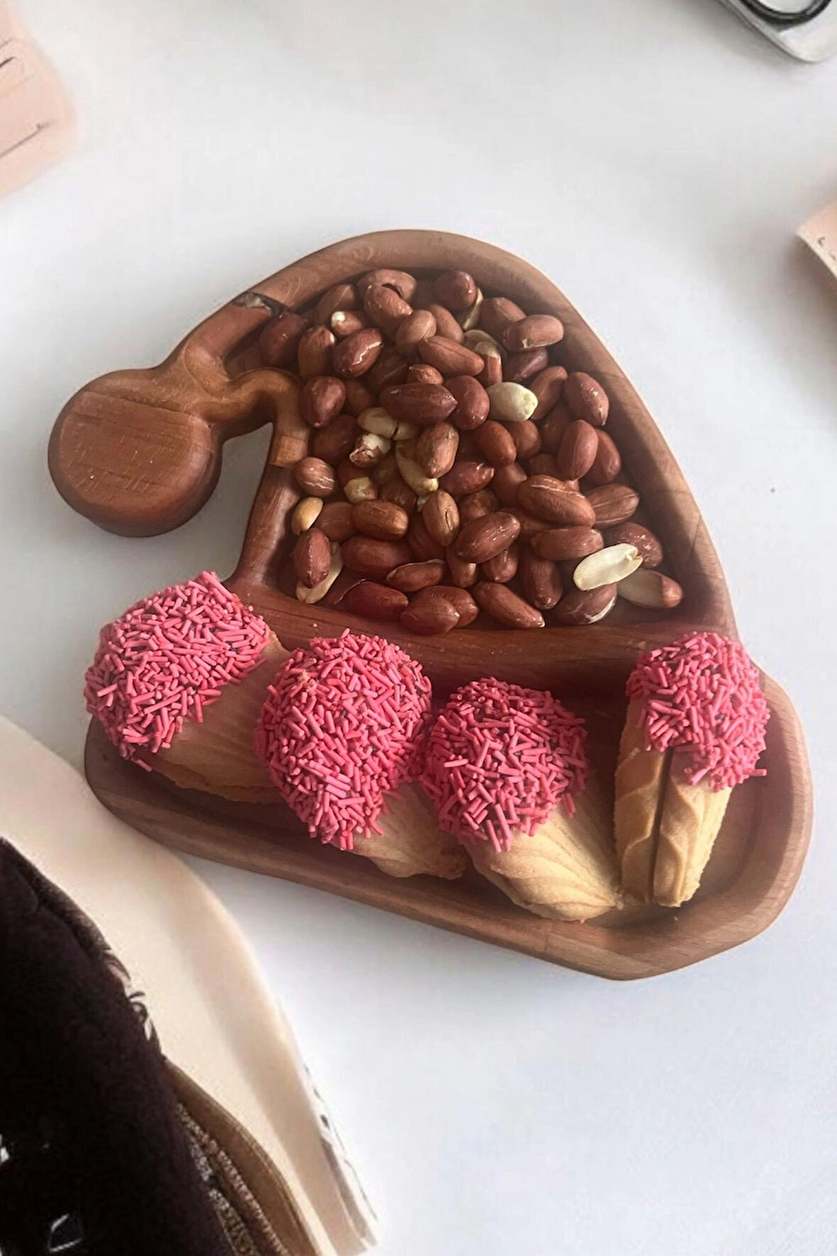 Bere figürlü çerezlik’ikramlık’sunumluk