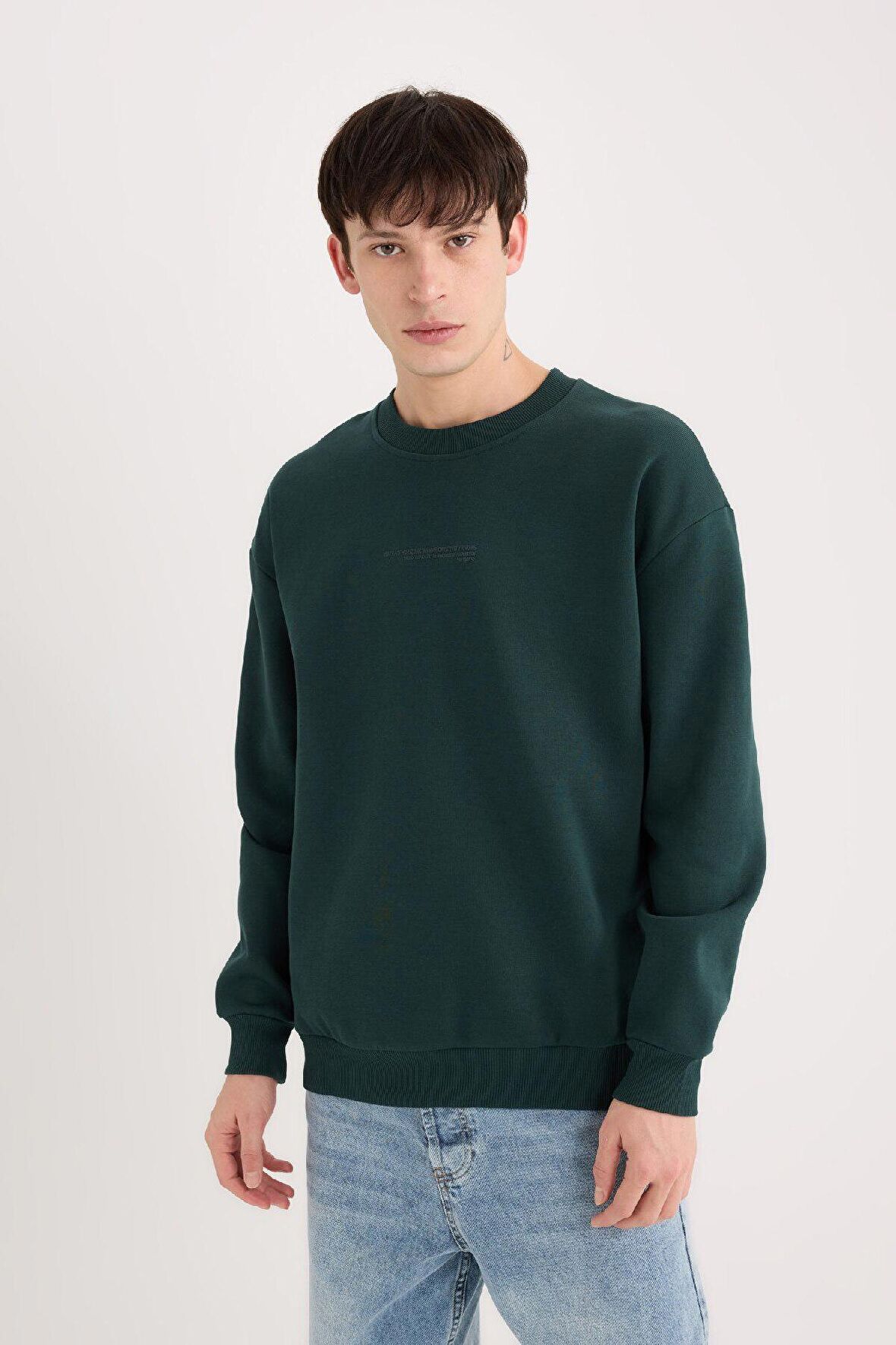 DeFacto Boxy Fit Bisiklet Yaka Baskılı Sweatshirt X8282AZ24AUGN919