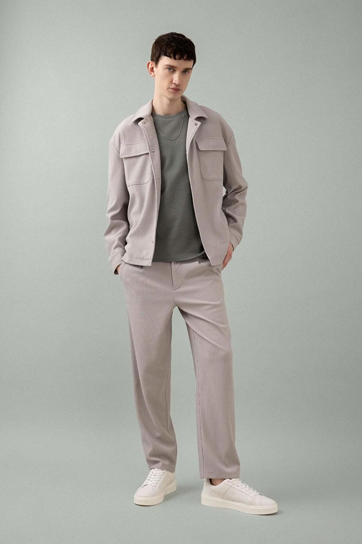 DeFacto Yazlık Kumaş Pantolon Tapered Fit Normal Kesim Düz Paça Her Yöne Esneyen B6584AX24SPGR207