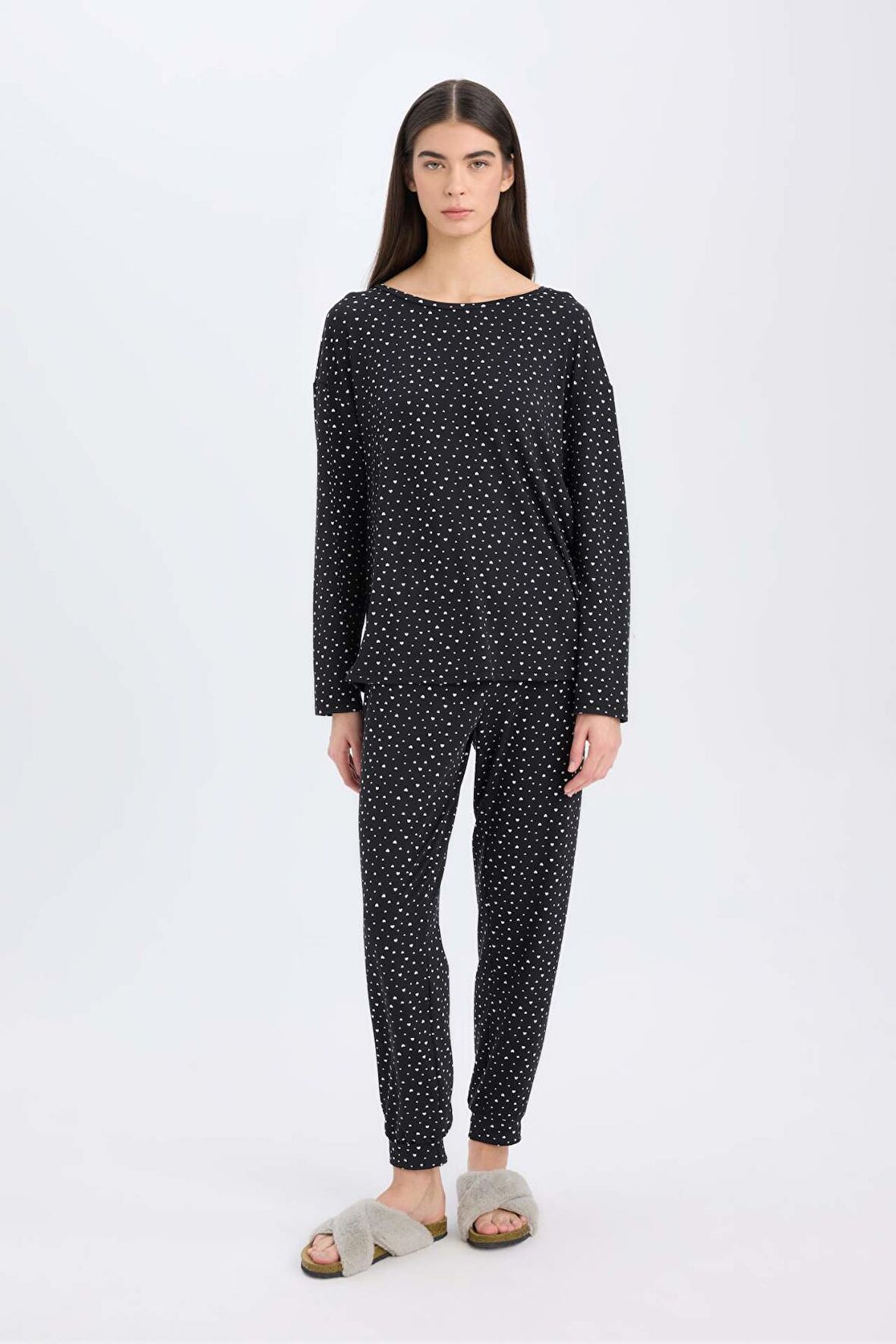 DeFacto Pijama Takımı Softshell Uzun Kollu Üst Beli Lastikli Uzun Altı-Fall in Love D9183AX24WNBK81