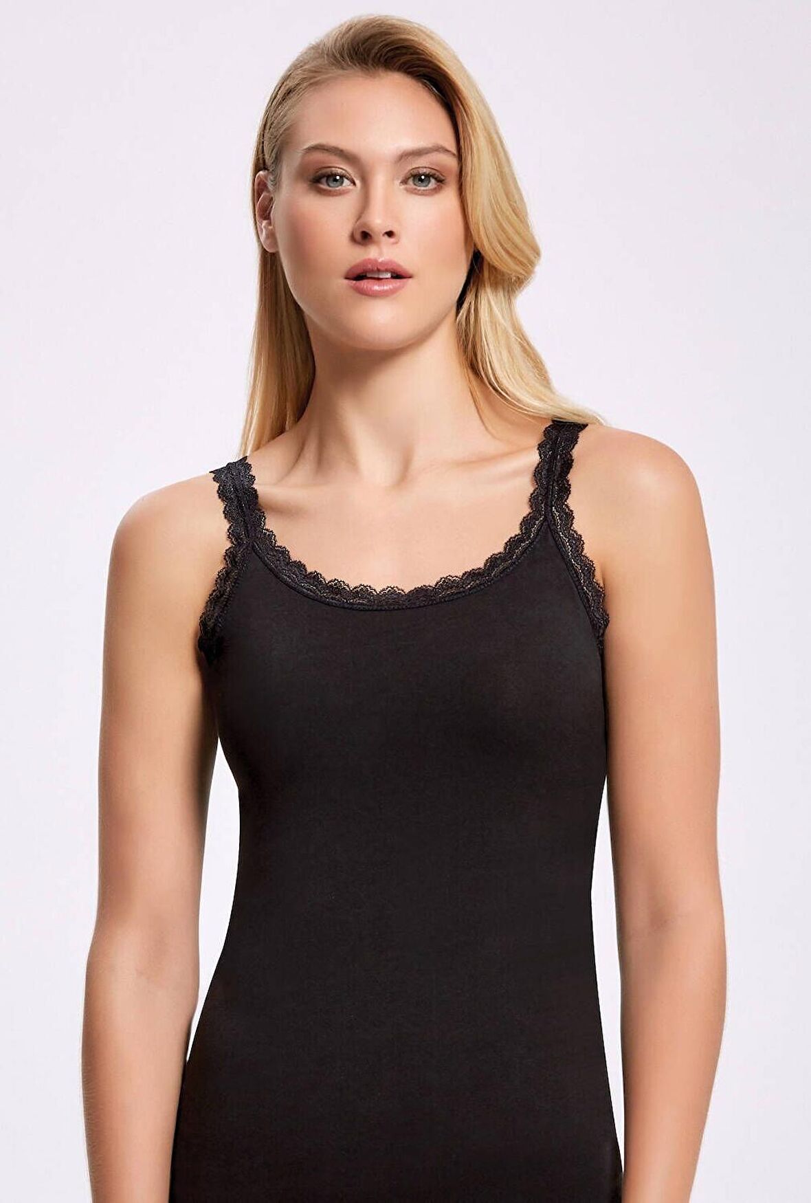 Likralı Askısı Dantelli İp Askı Siyah Kadın Atlet  5 Adet