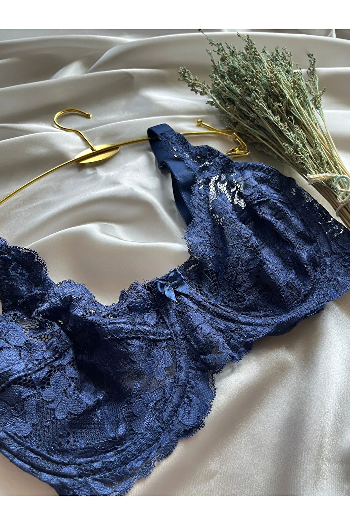 Dantelli Telli Şık Minimizer Toparlayıcı Sütyen