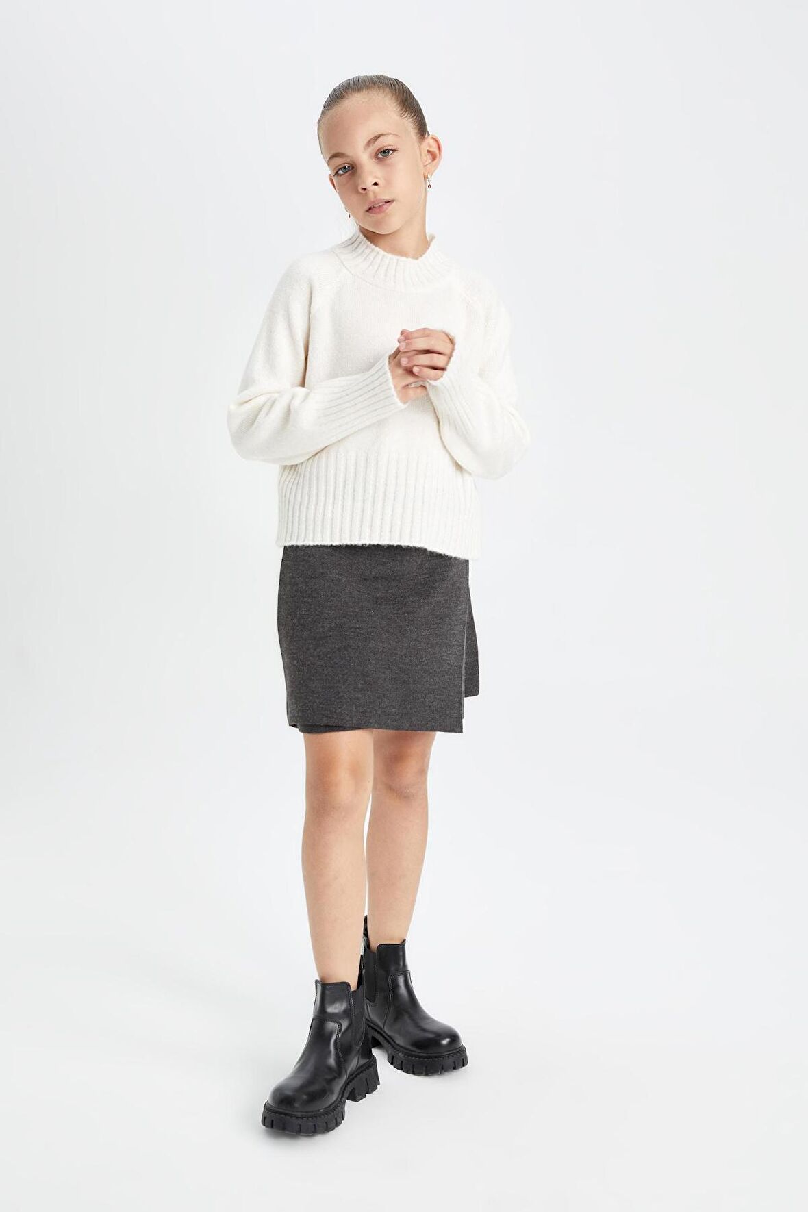 DeFacto Kız Çocuk Antrasit Basic Düz Şort Etek A7172A824WNAR84