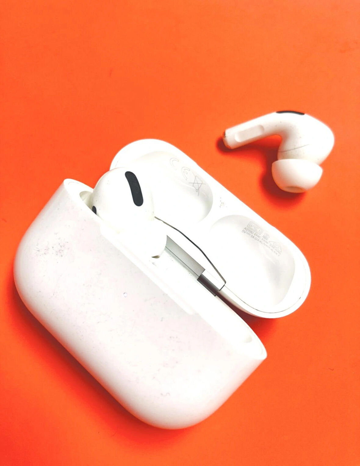 AirPods Pro 1 İçin Şarj Kutusu ve Bluetooth Kulak İçi Kulaklık A2190