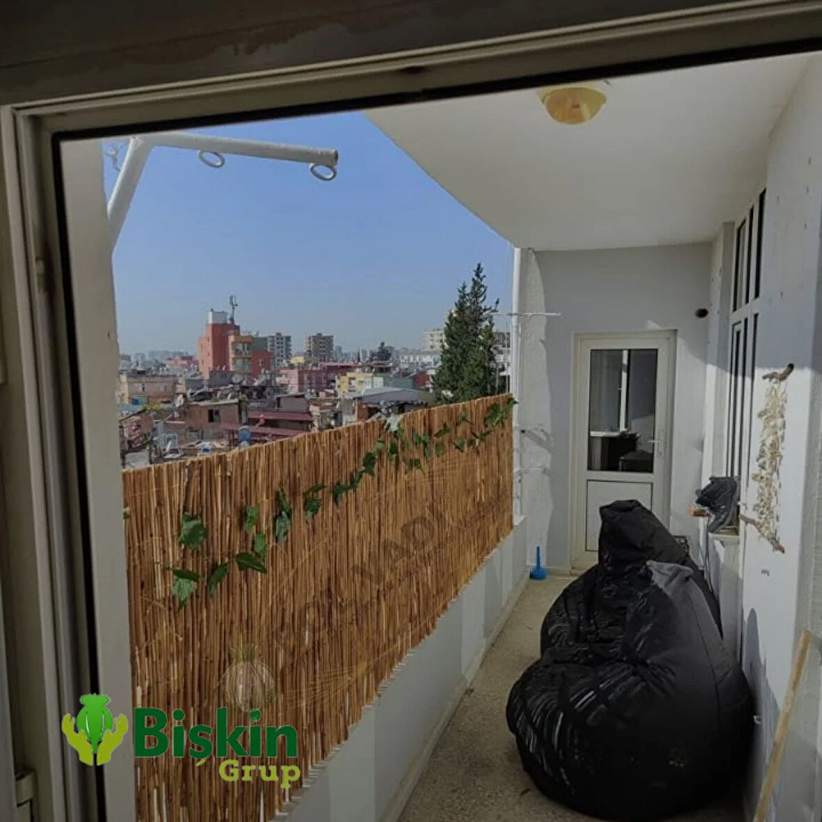 70CM Yükseklik X 150CM Genişlik Bambu Kamış Hasır Çit Dekoratif Bahçe Balkon ve Duvar Çiti .