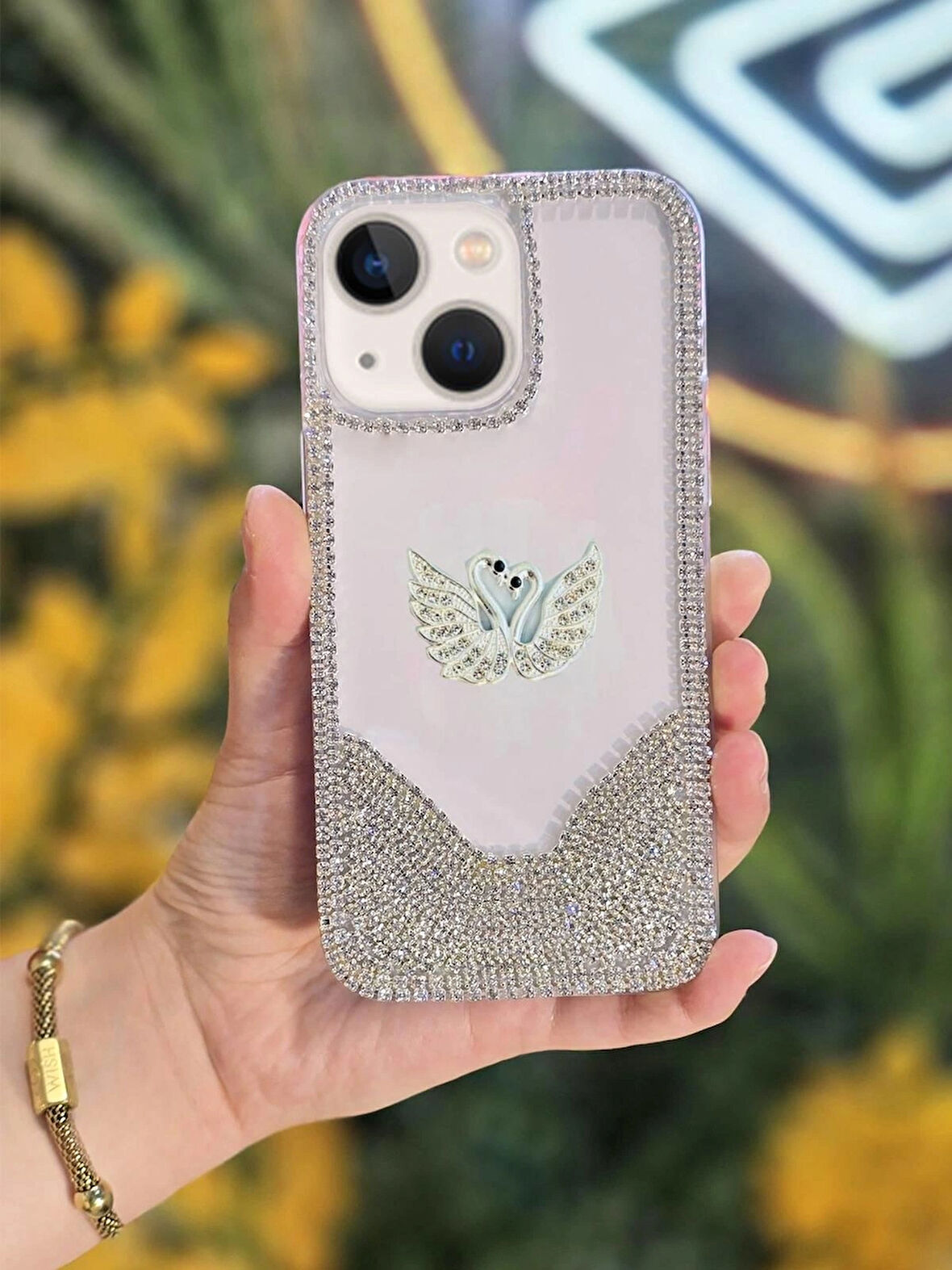 iPhone 13 ve 14 Uyumlu 3 Boyutlu Karakterli Taşlı Premium Lux Koruyucu Telefon Kılıfı