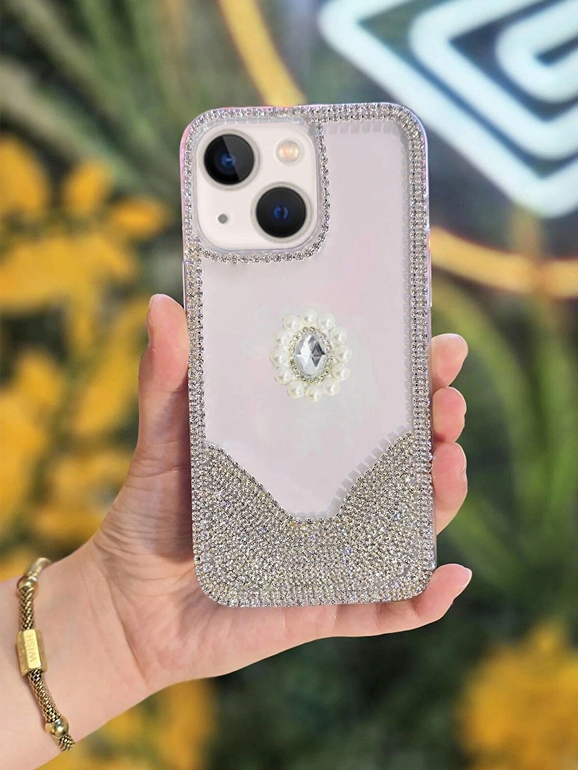 iPhone 13 ve 14 Uyumlu 3 Boyutlu Karakterli Taşlı Premium Lux Koruyucu Telefon Kılıfı