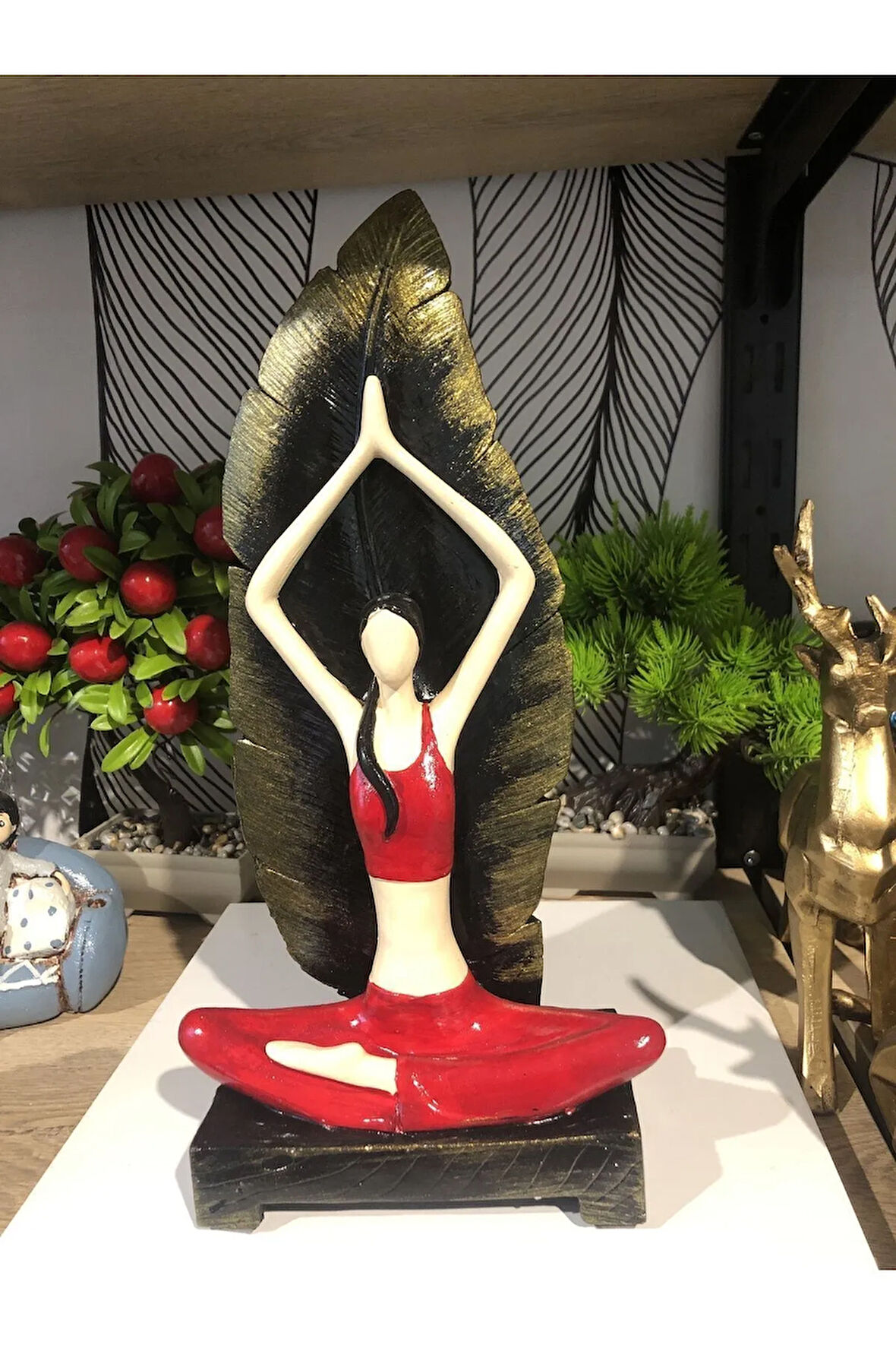 Dekoratif yoga yapan kadın biblo obje polyester