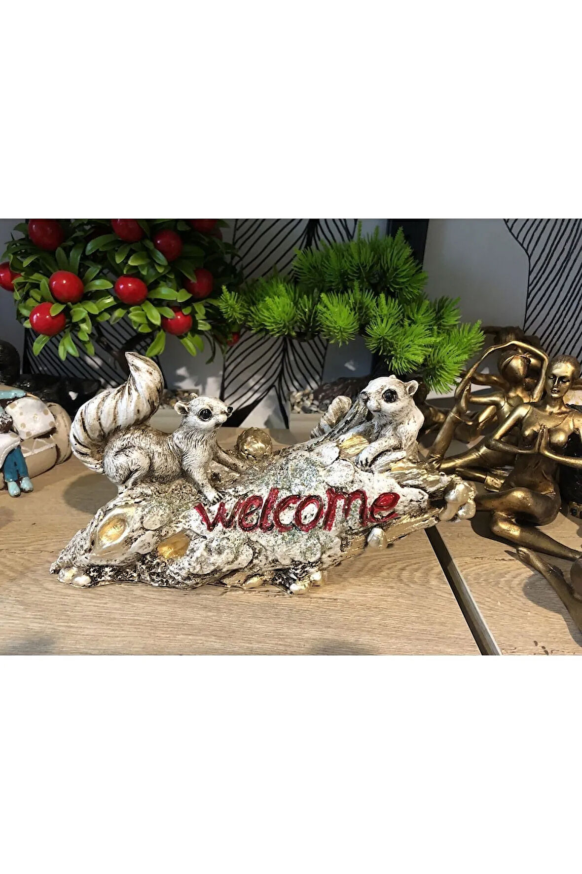 Dekoratif welcome kütük üstünde sincap biblo polyester