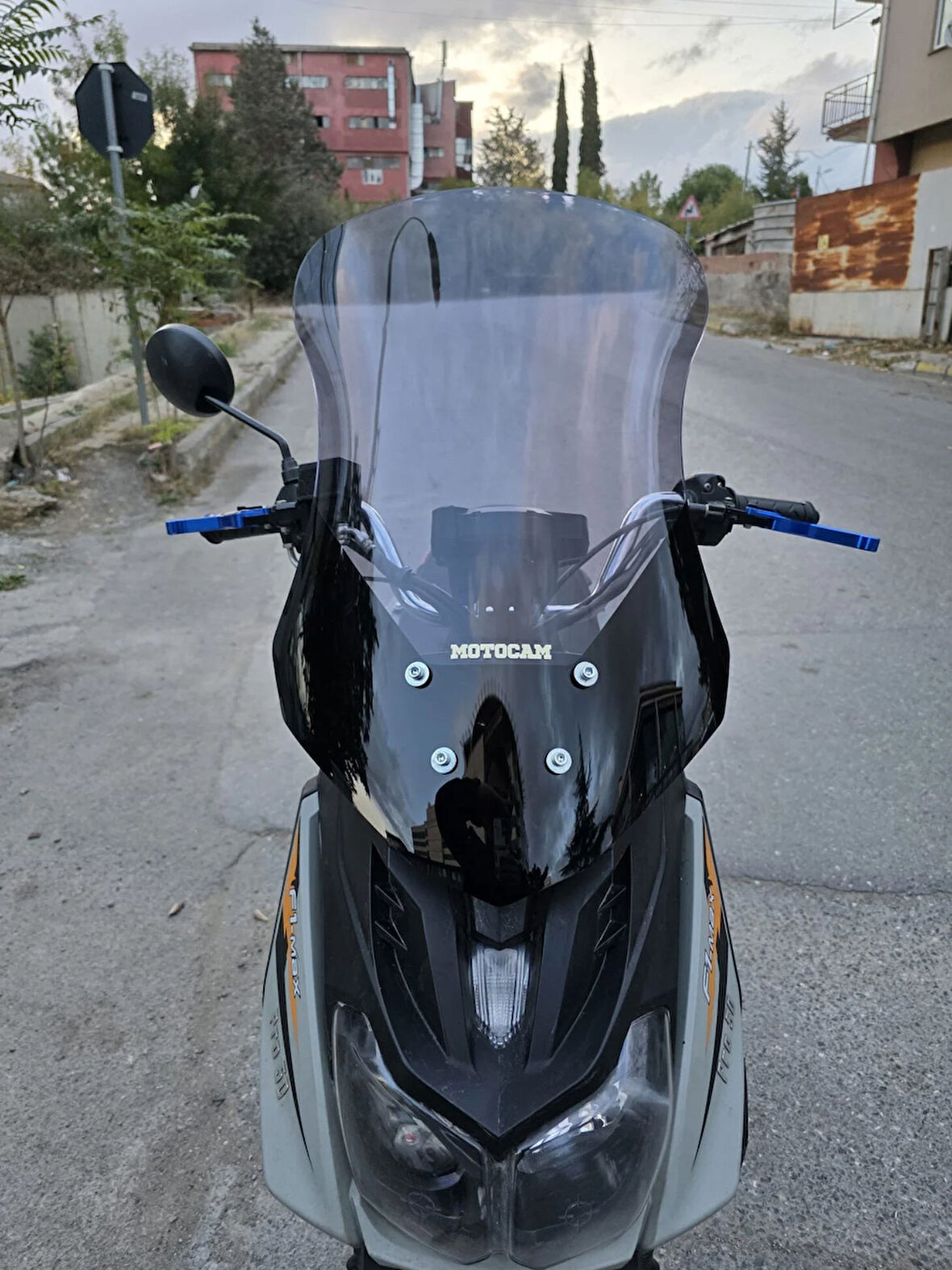 MOTOCAM Altai F1 Max Siperlik Ön Cam 2021-2025 Model 57cm Füme Renkli 4mm