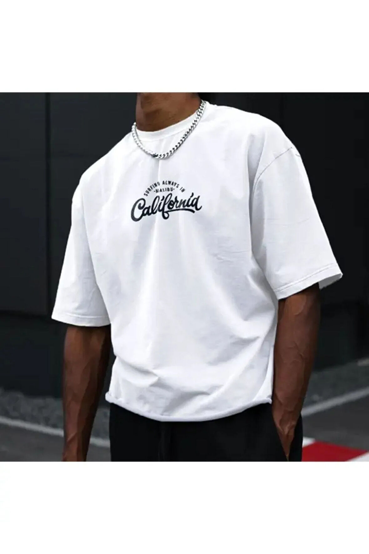 Erkek Beyaz Göğüs California Baskılı Oversize Bisiklet Yaka T-shirt