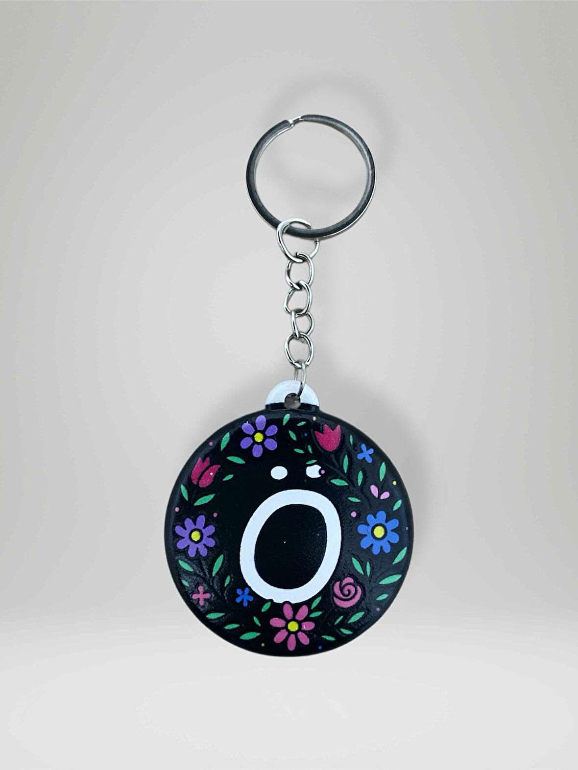 Ö HARF Kişiye Özel Harfli Çiçek Desenli Plastik Anahtarlık Şişe Açacağı  Hem Şık Hem Kullanışlı Hediye Seçeneği