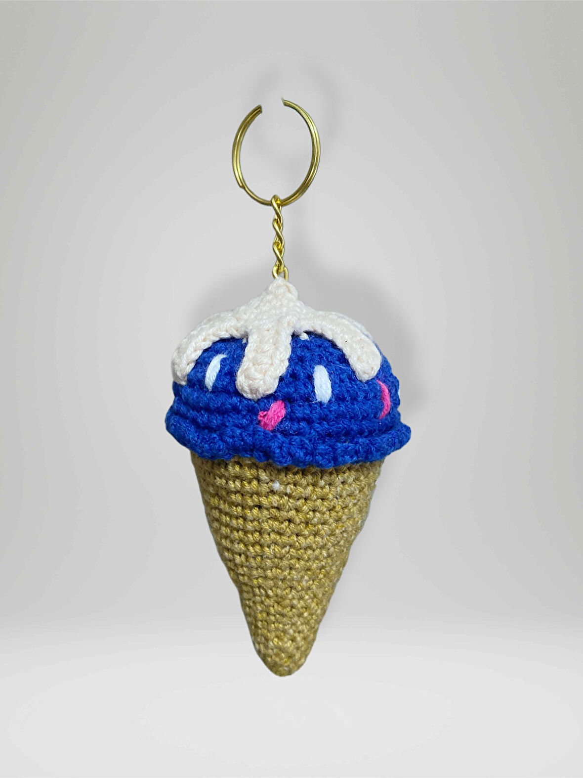 Amigurumi Külah Anahtarlık 10-11 cm Sevimli El Örgüsü Hediyelik Anahtar ve Çanta Aksesuarı (kod:107)