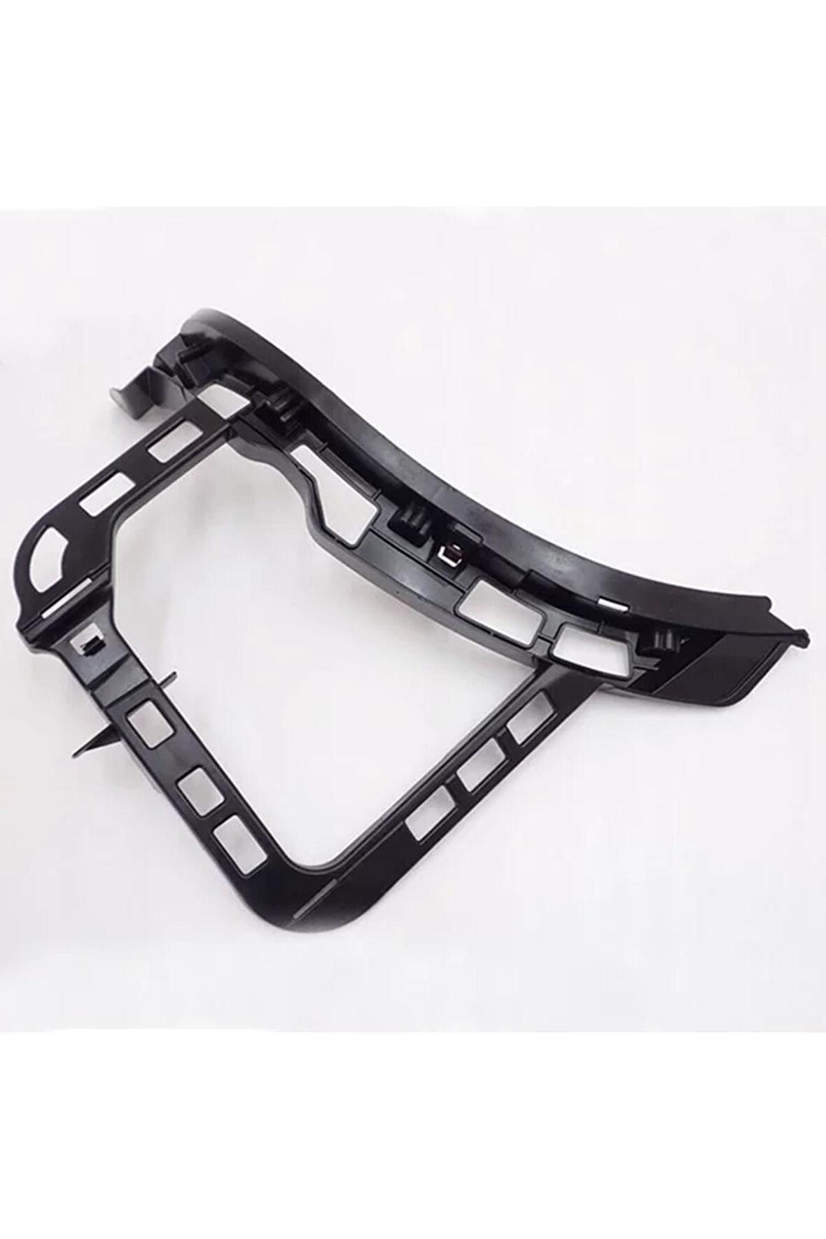 Tampon Braketi Arka Sol Passat 2010 2015 3AE807377