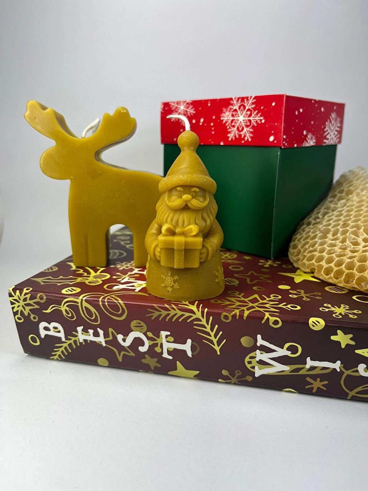 Doğal Balmumu Mum Yılbaşı Konseptli Hediye Kutusu - Apicraft (Noel Baba & Geyik)