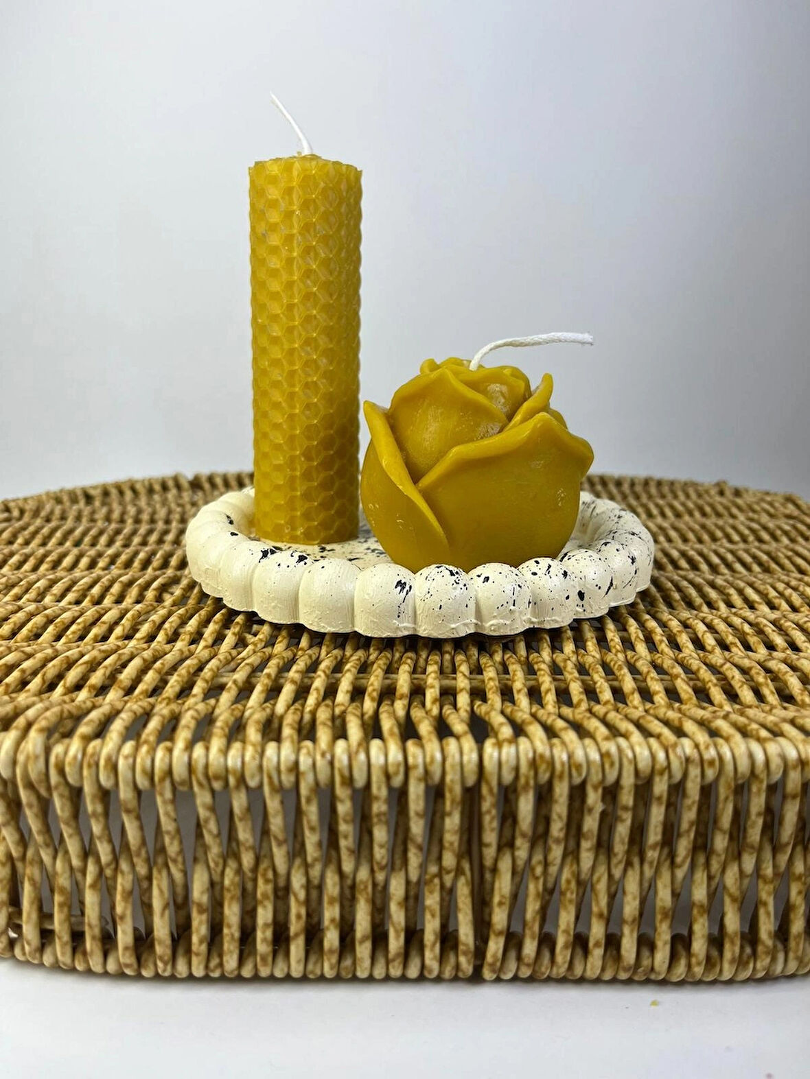 Doğal Balmumu Gül Mum  & Dekoratif Mumluk & Petek Mum Hediye Kutusu - Apicraft