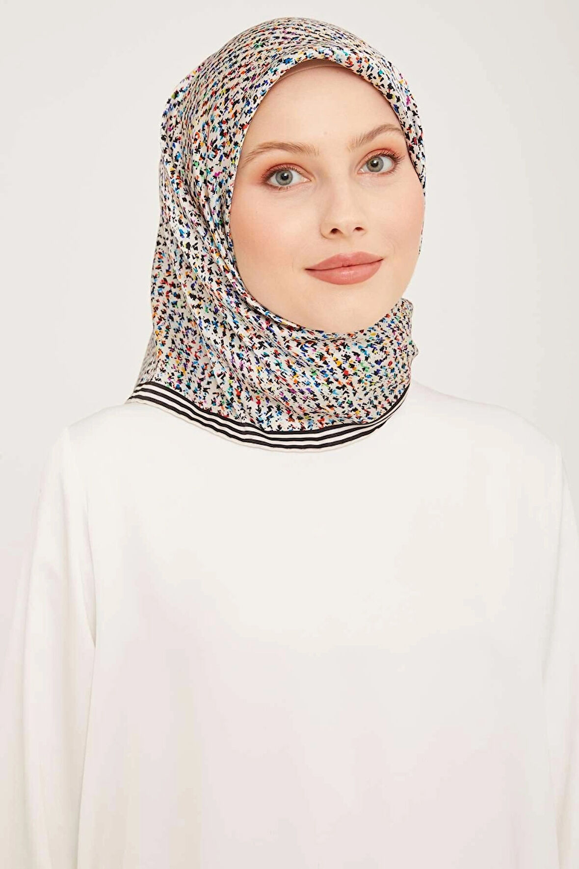 Armine - Ipek Eşarp 2023/2024 Sonbahar Kış Twill Ipek Beyaz 9013-04