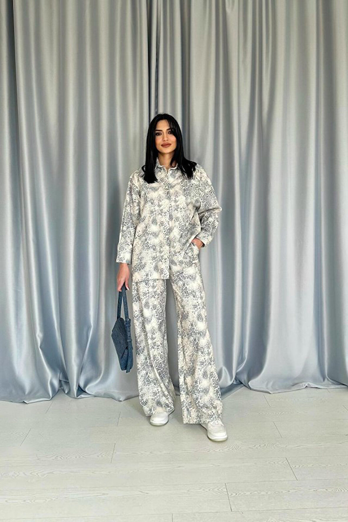 Mavi Leopar Desenli Ceket Ve Pantolon Keten Takım