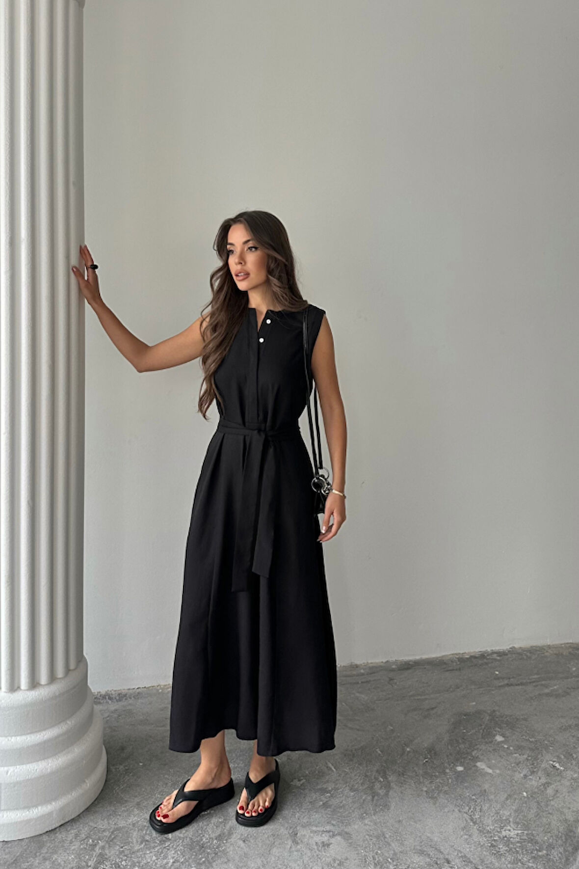 KETEN ELBİSE KOLSUZ BEL BAĞLAMALI MAXİ ELBİSE - Siyah