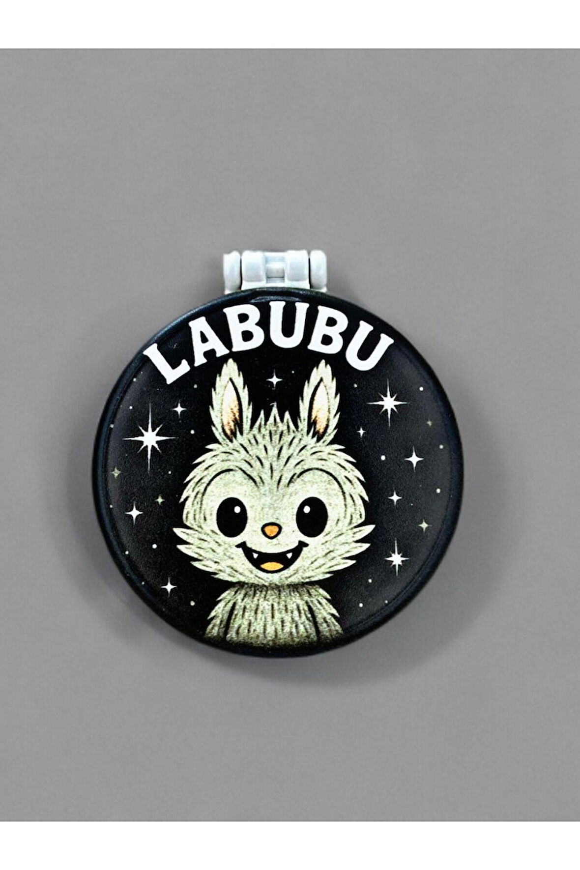 LABUBU temalı Plastik El Aynası. Çap: 9cm. Çift Taraflı